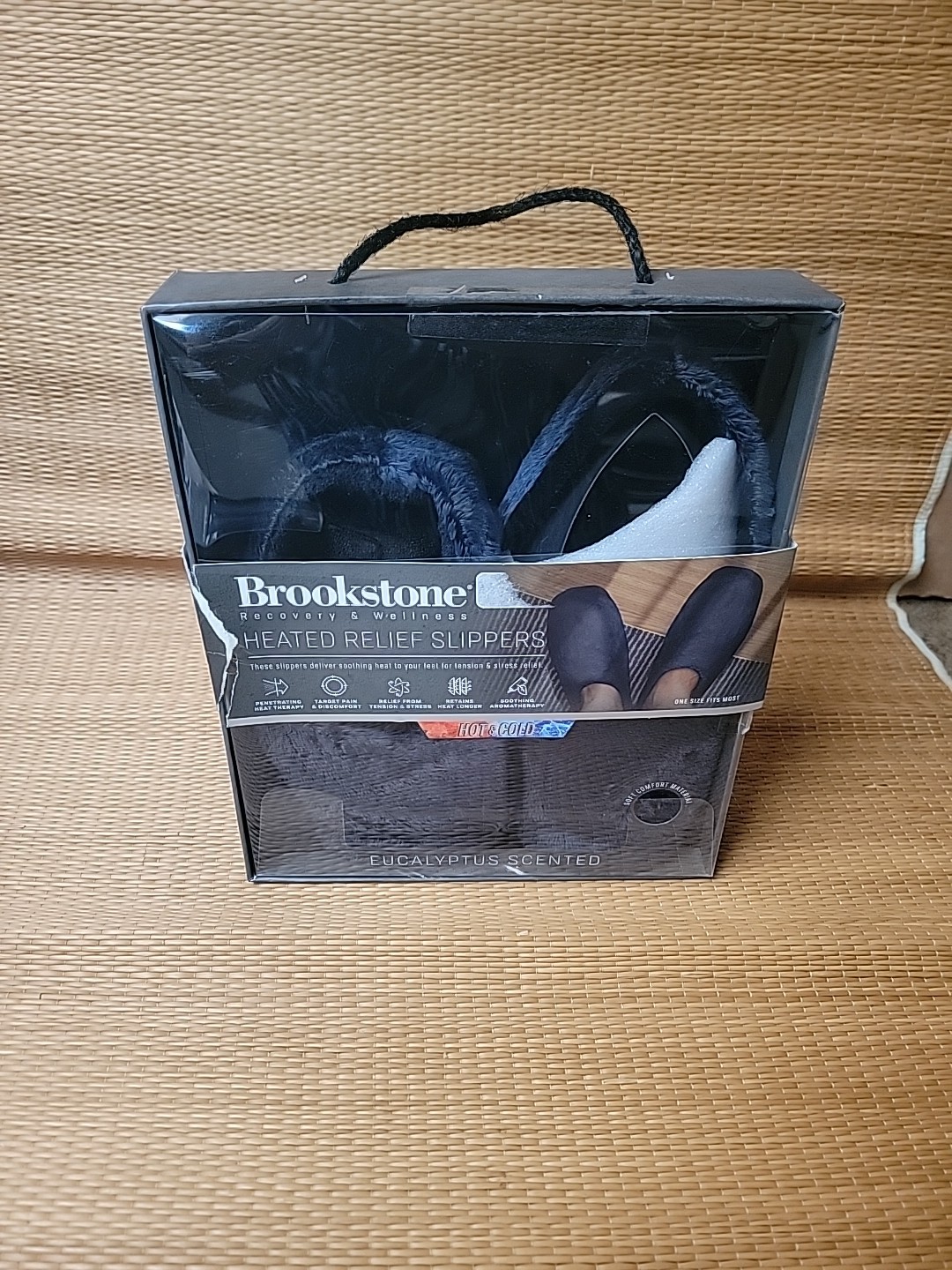 BROOKSTONE Thera-Spa Warming Slippers Cold/Hot Therapy BLUE one-size