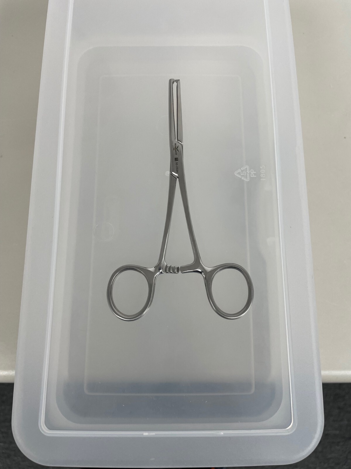 12 Kocher Hemostatic Forceps, 5.1/2", Straight, 1 x 2 Teeth, Premium, Stainless