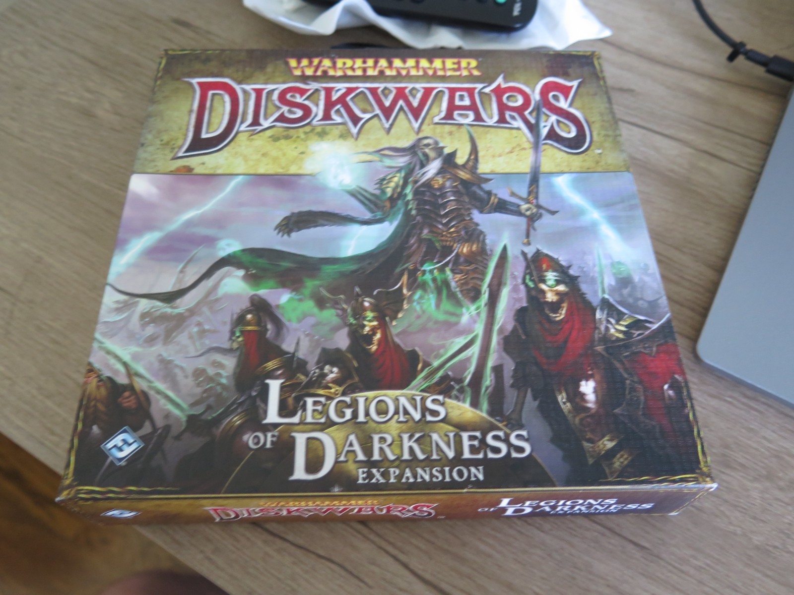 WARHAMMER DISKWARS LEGIONS OF DARKNESS EXPANSION IN BOX