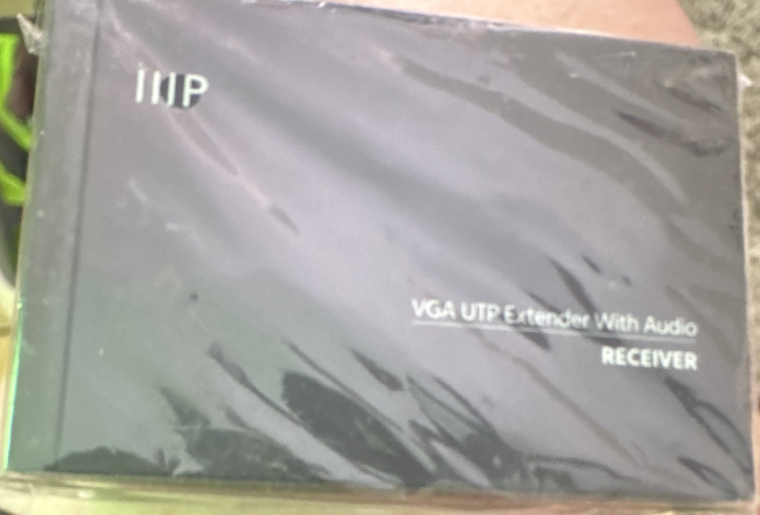 IIP VGA UTP Extender Audio/Video Transmitter Gain/Peak Control Black 13353