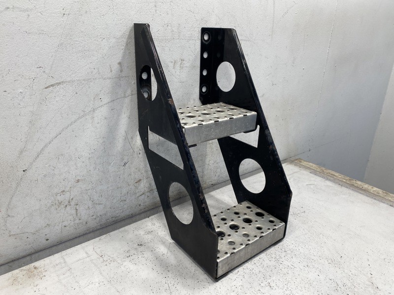 2022 Frame Step for Freightliner Cascadia (722-10317)