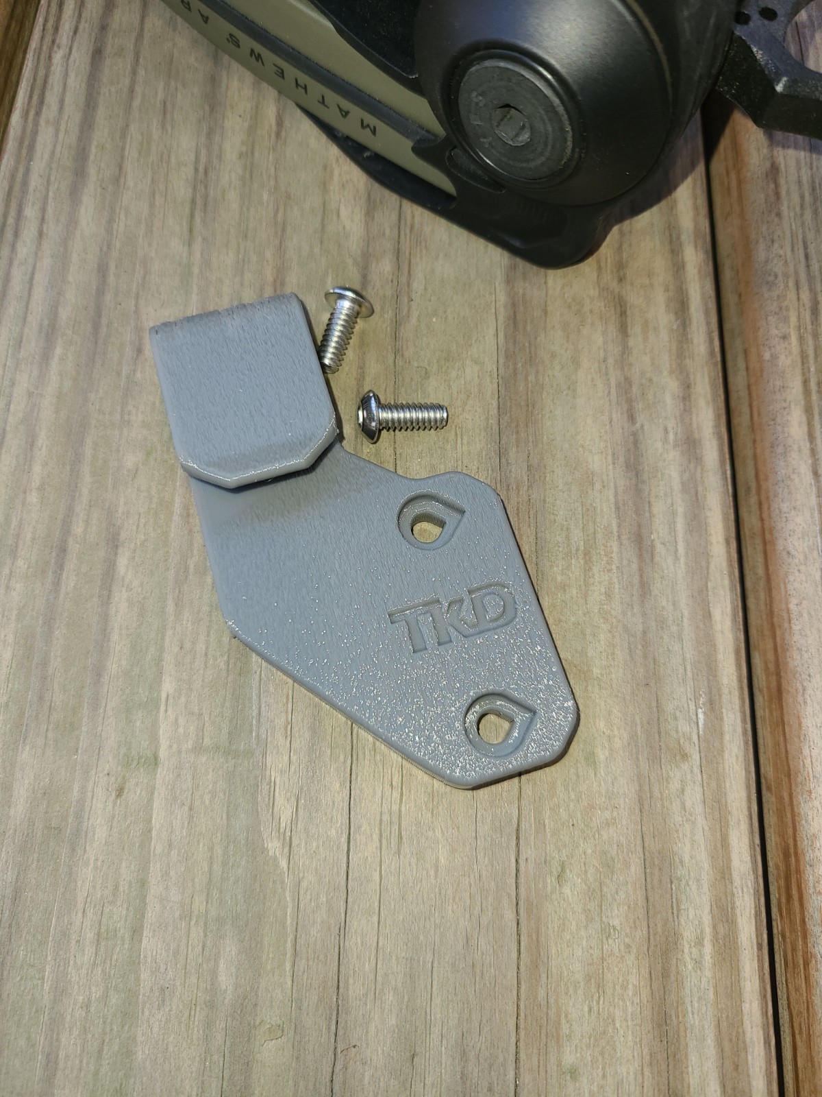 TKD The Offset Snag Bow Hook for Loop-Style Gear Straps - Mathews ARC