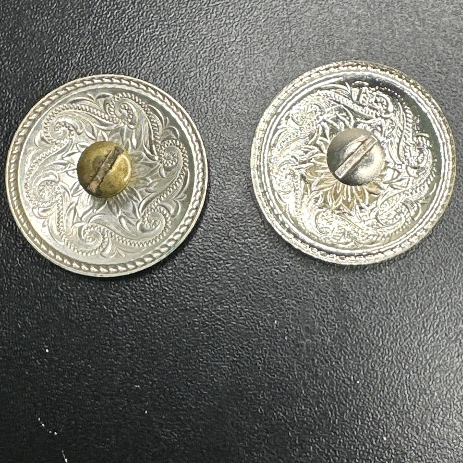 Zach white leather co. 1 1/2" Rope Edge Screw Back Concho