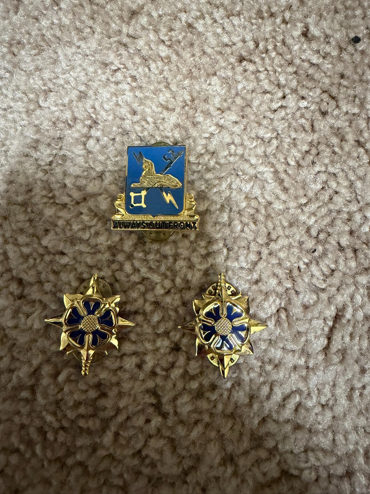 US Army Service Green Uniform AGSU Military Intelligence Officer Branch Insignia