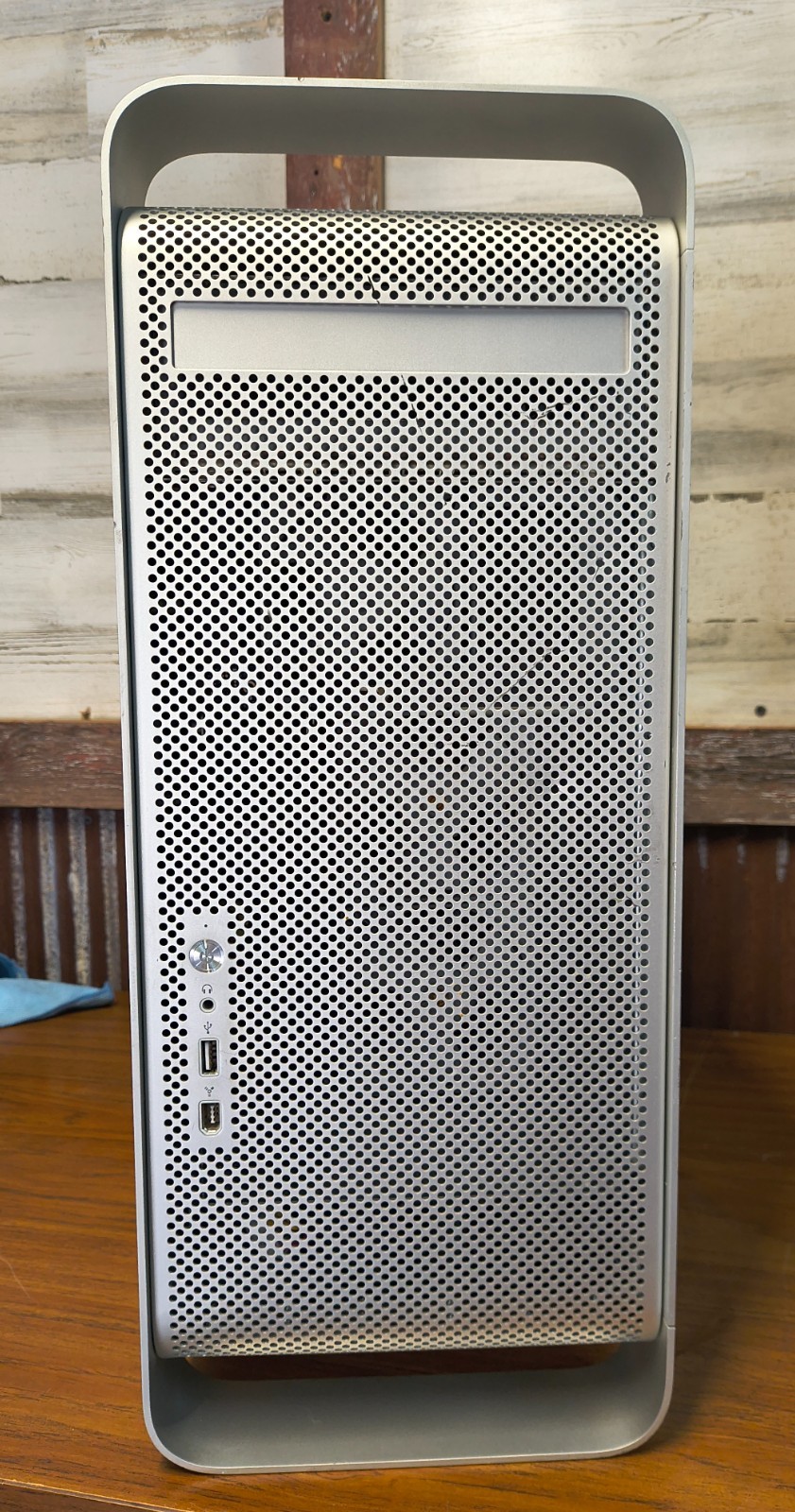 Apple Power Macintosh G5 2.0 Dual-CPU - A0147 2061 - PARTS/REPAIR - Read!
