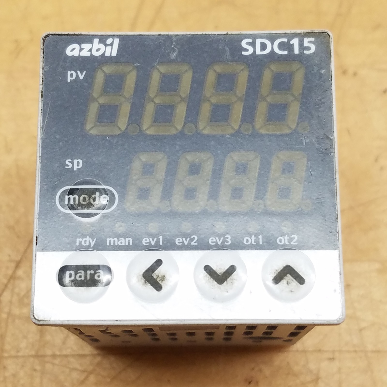 Azbil C15TV0TA0300 SDC15 Temperature Controller - USED