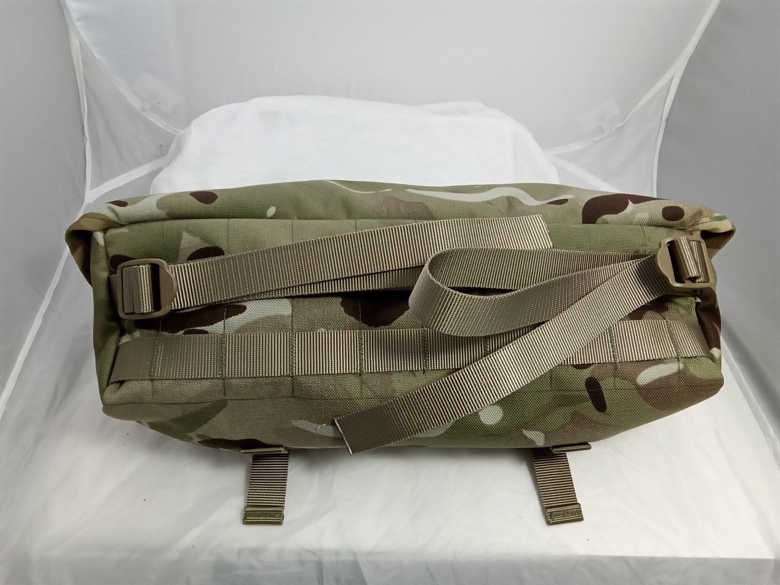 Back bag MTP, clip and zip closure, molle and strap on attachment