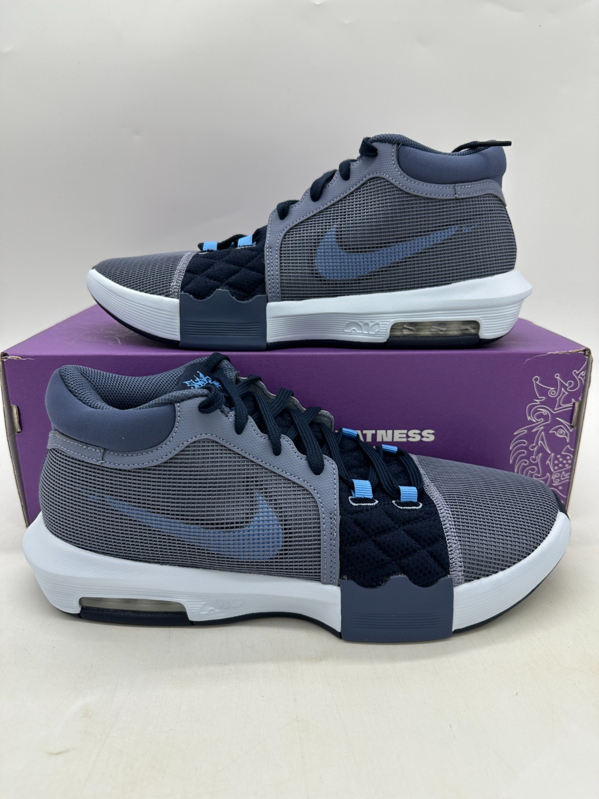 Nike LeBron Witness 8 Men's size 11.5 Blue white Basketball Shoes FB2239 400