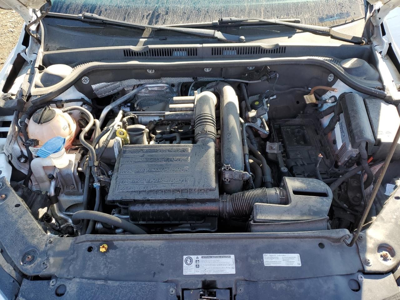 Used Fuse Box Cabin fits: 2017 Volkswagen Jetta Grade A