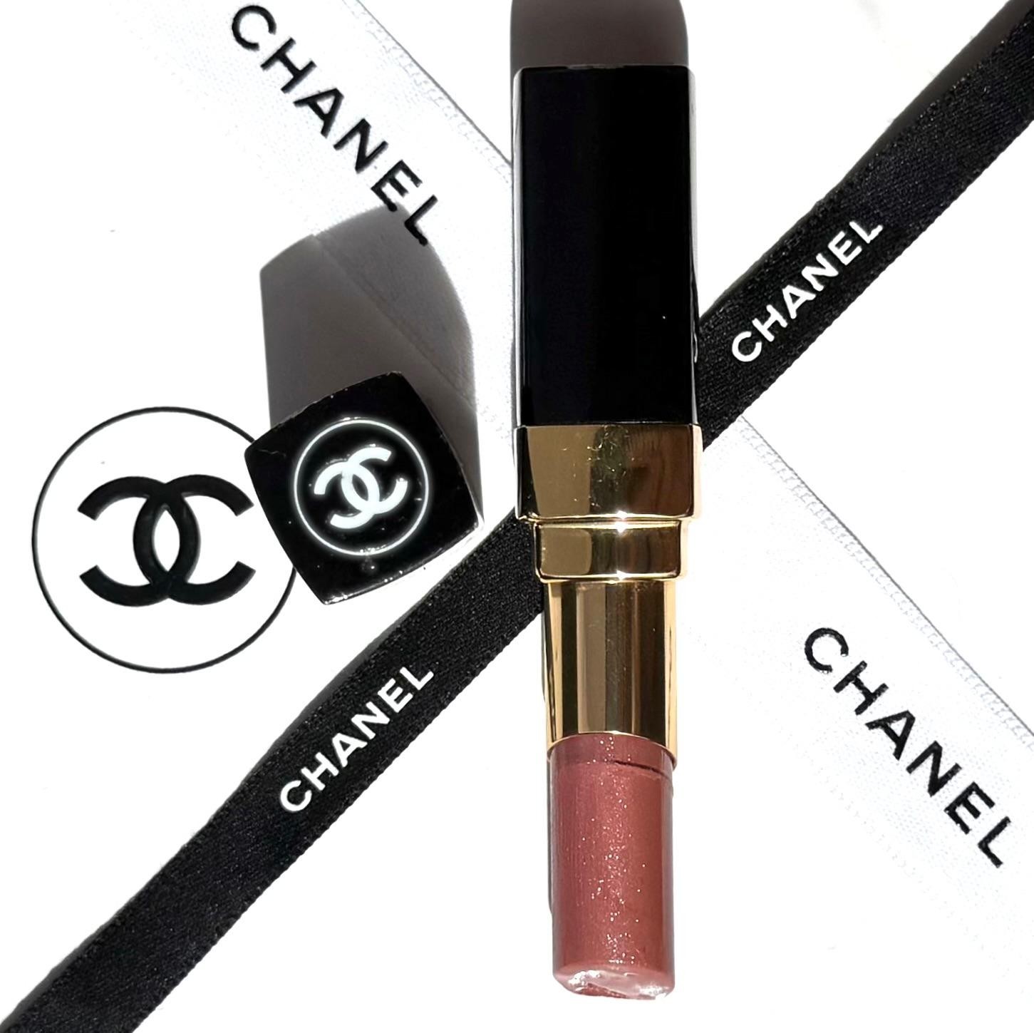Chanel Rouge Coco Shine Lip Colour 54 Boy.