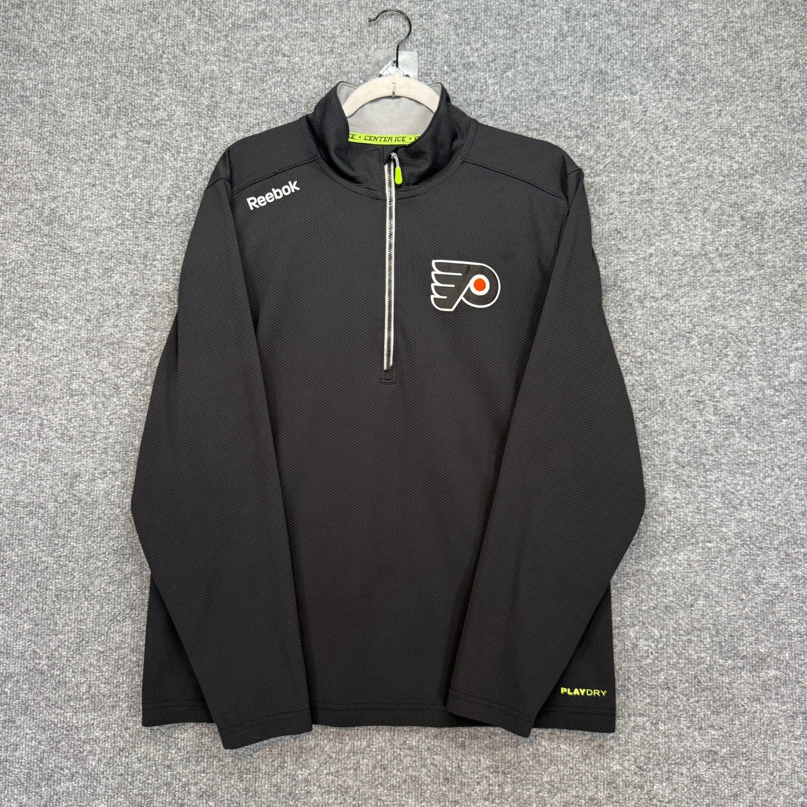 Philadelphia Flyers Reebok Shirt Mens Medium Black 1/4 Zip NHL Center Ice Hockey