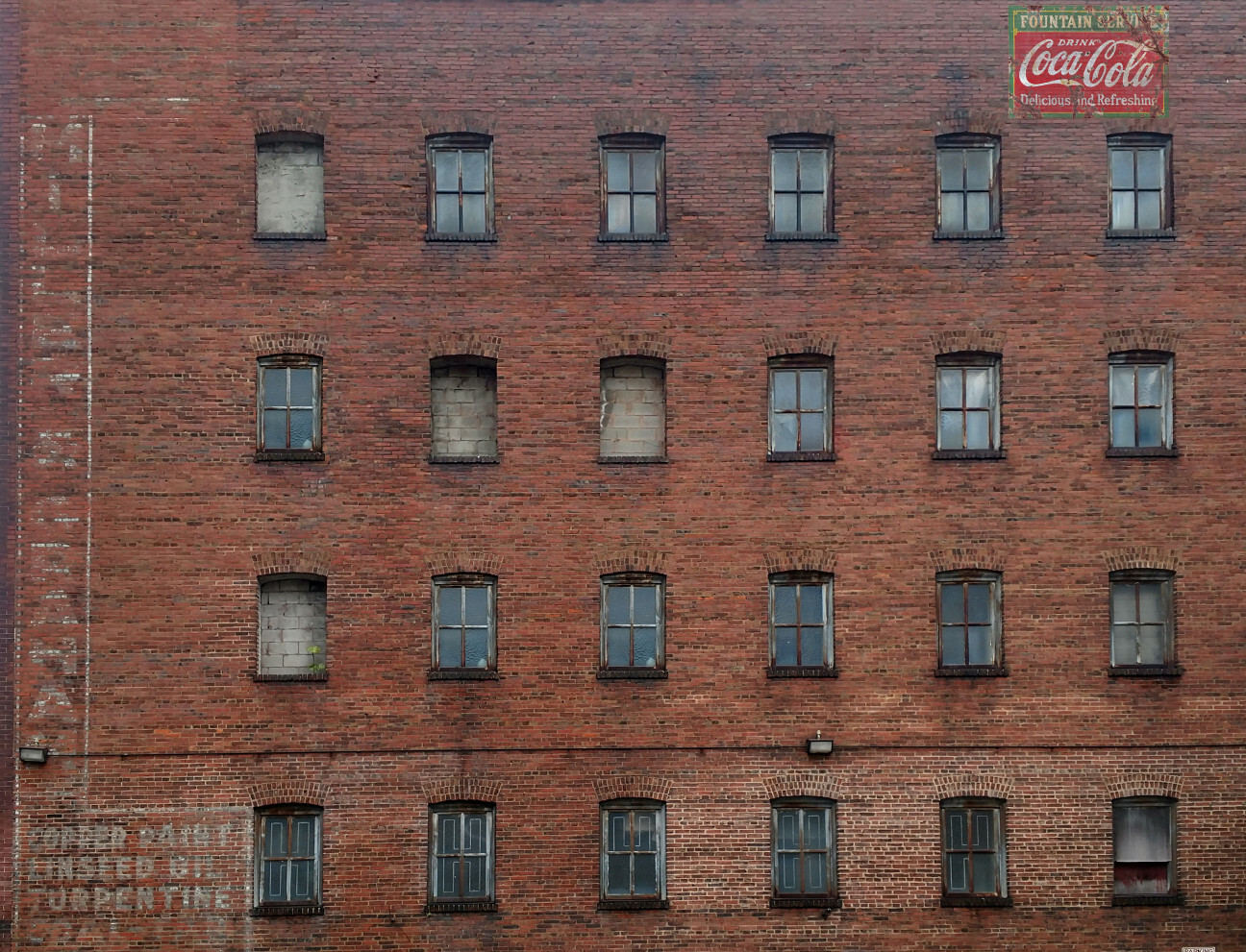TRACKSIDE BACKDROP #605 Commercial backs O Scale