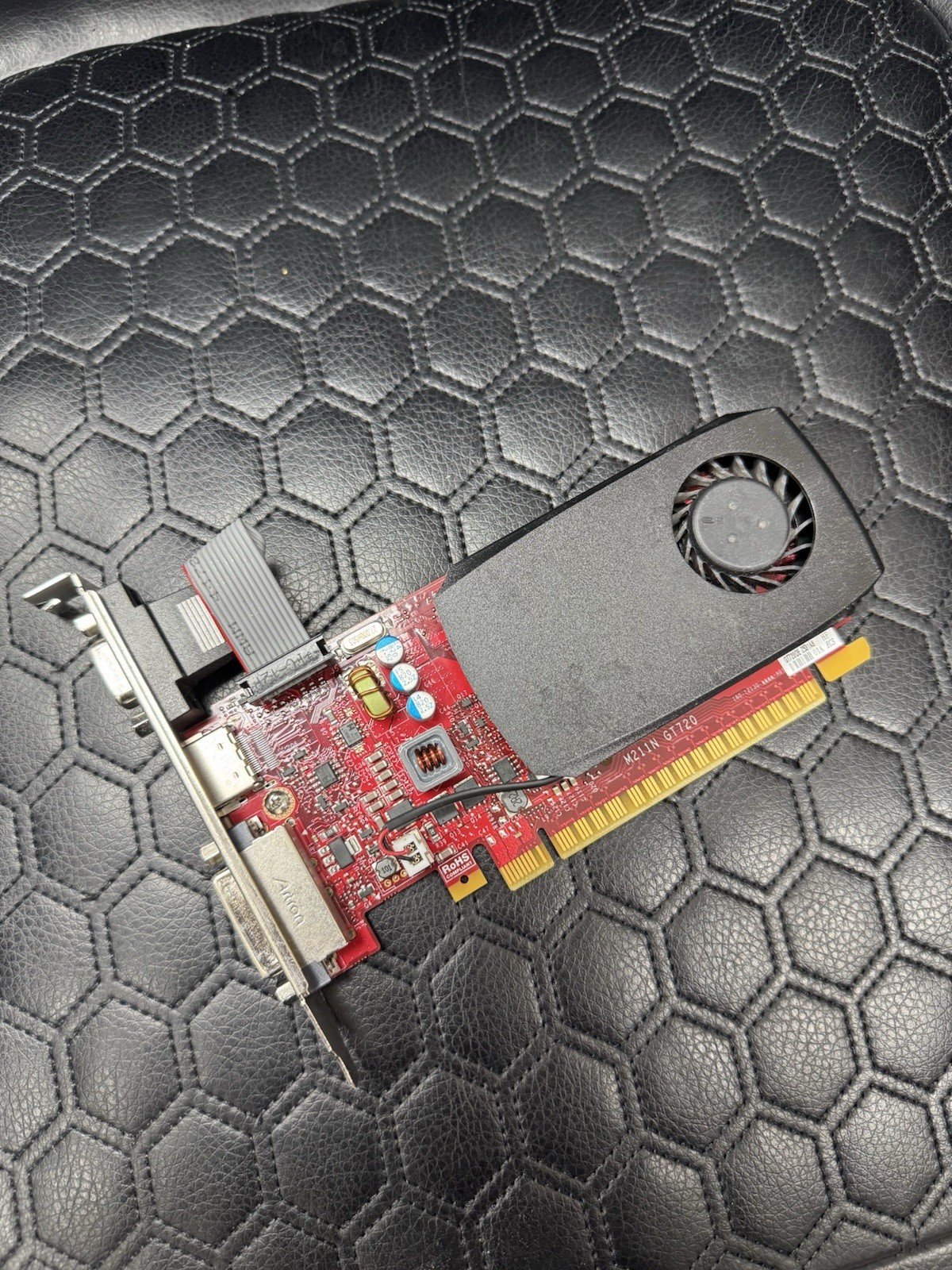 NVIDIA GeForce GT 720 2GB DDR3 64-bit PCIe Graphics Card (M211N GT720)