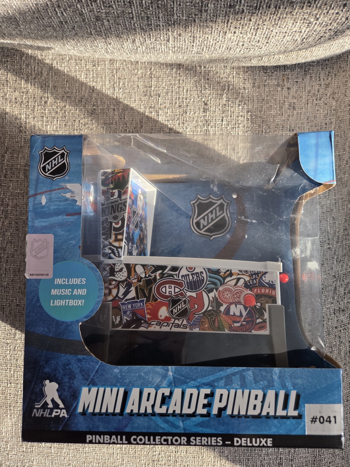 NHL Mini Arcade Pinball –Collector Series Deluxe (New in Box)