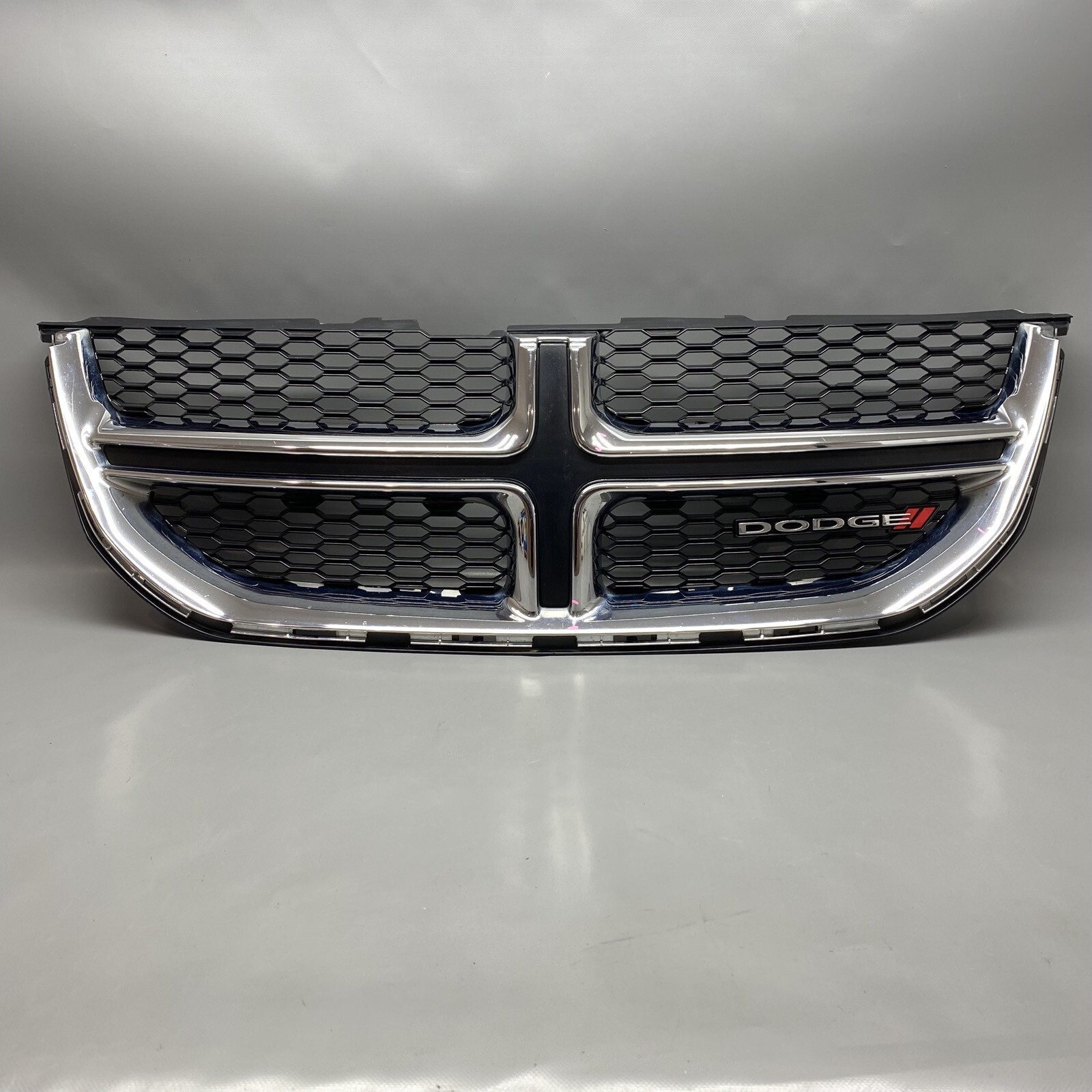 DODGE GRAND CARAVAN GRILLE 2012 2013 2014 2015 2016 OEM