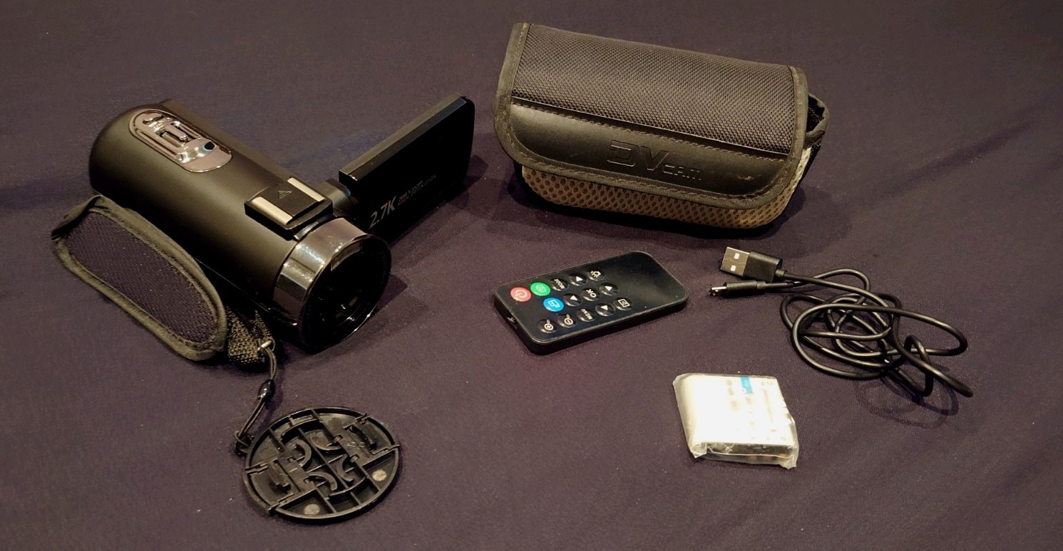 DVC2.7K 42MP HD 2688x1520P Camcorder 2xBatteries, Case & remote Tested working