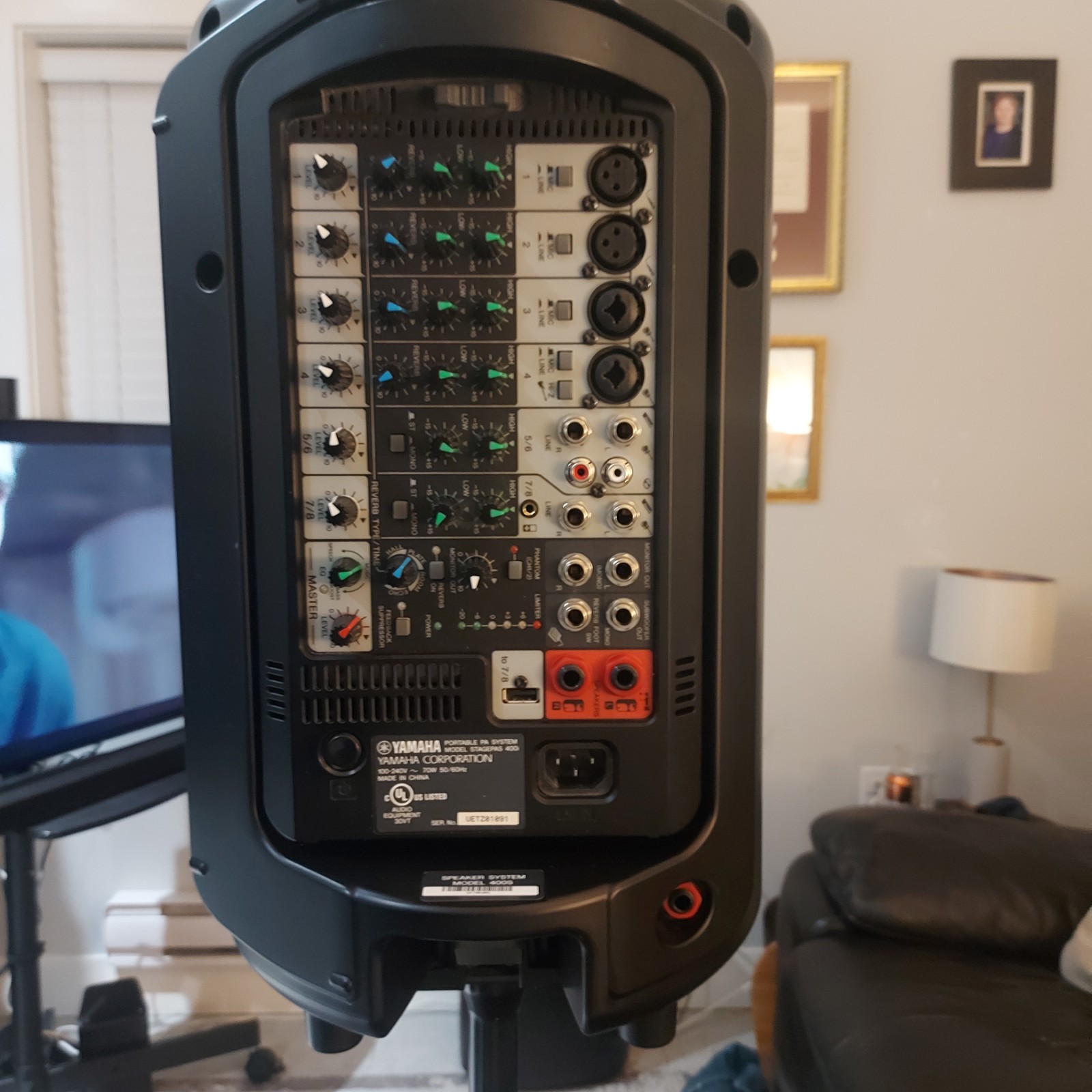 Yamaha Stagepas 400i PA With Speakers And Stands