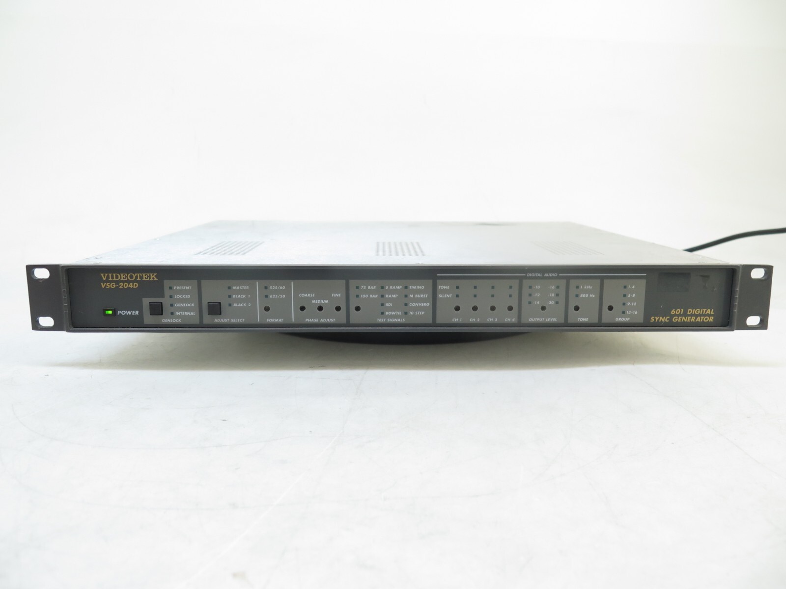 Videotek VSG-204D 601 Digital Sync Generator