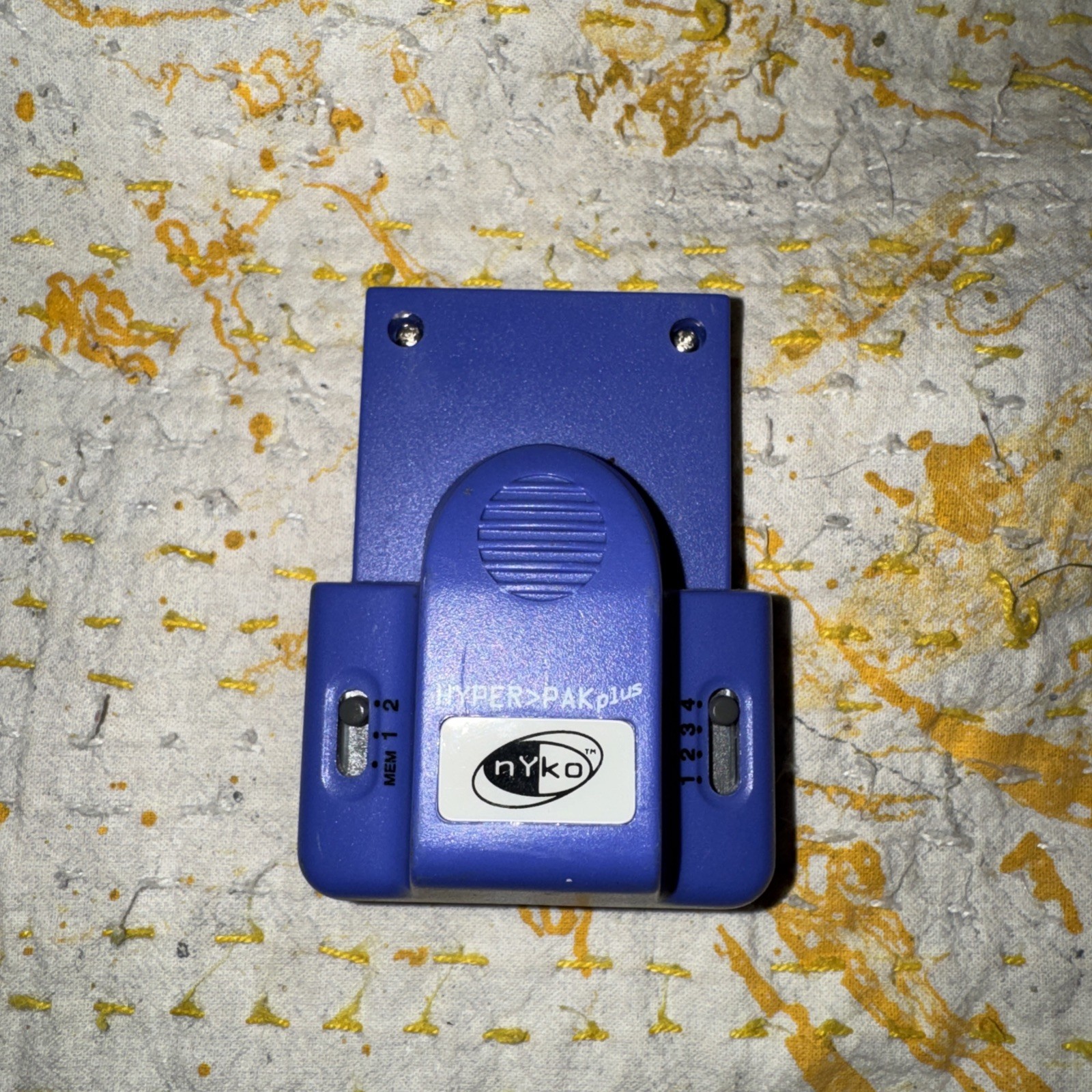 Nyko Hyper Pak Plus N64 Purple Memory Card Multiple Banks for Nintendo 64 READ
