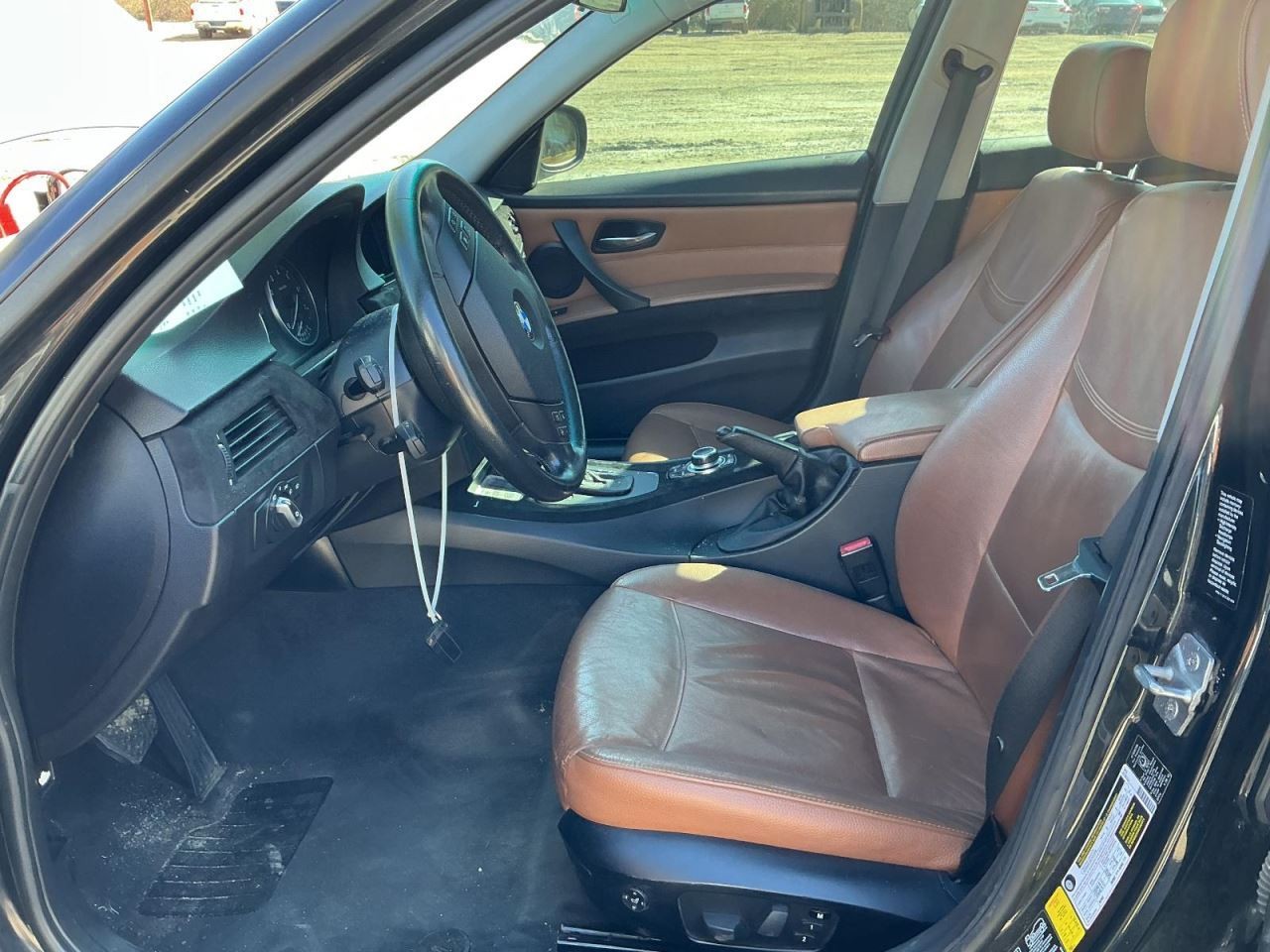 328I 2011 Glove Box 4956190