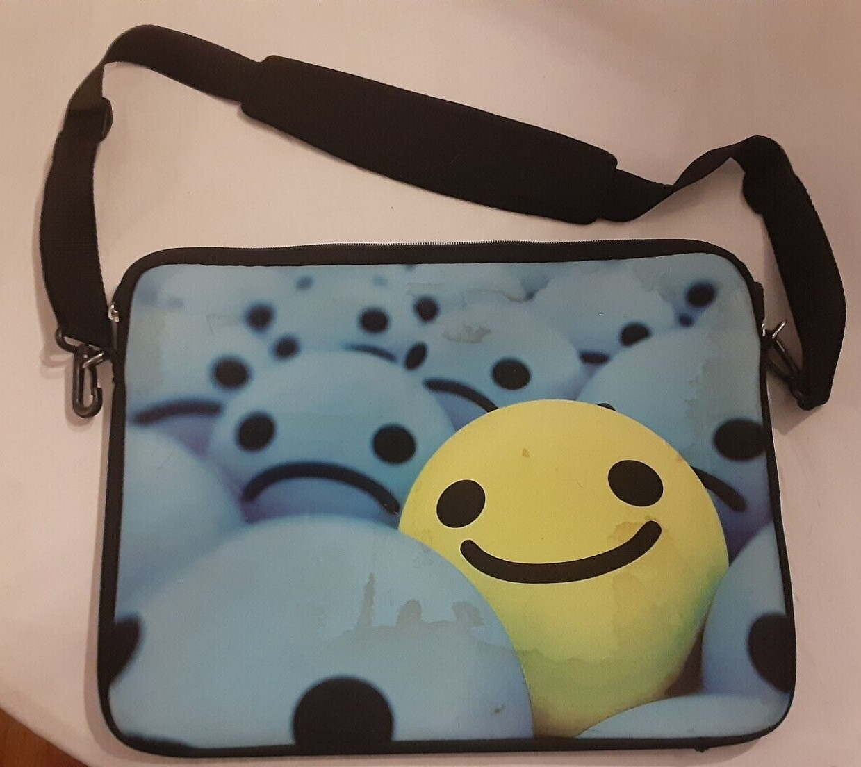 Meffort Laptop Briefcase Case Bag w 1 compart. Fits up to 15 inch - smiley blue
