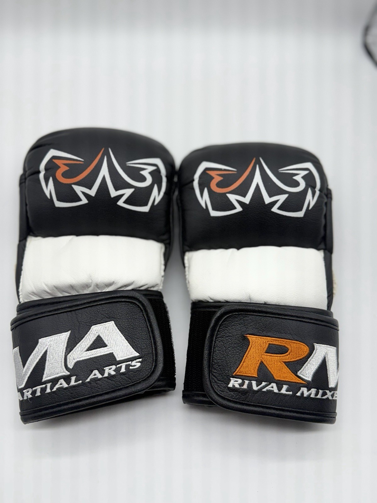 Rival MMA SPARRING GLOVES Muay Thai Kickboxing Boxing Mixed Martial Arts