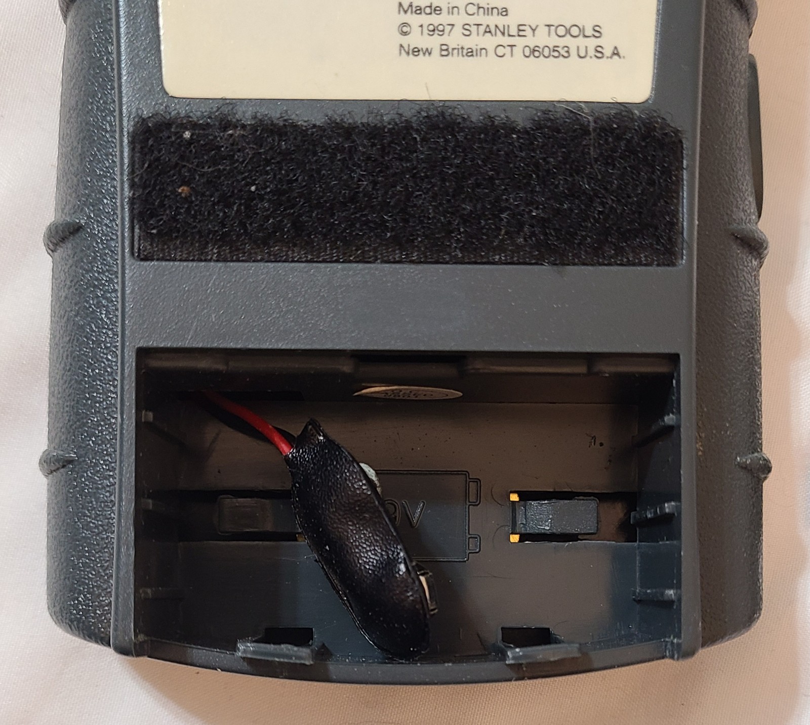 Vtg 1997 STANLEY Stud and Edge Finder Sensor Construction Replacement Untested