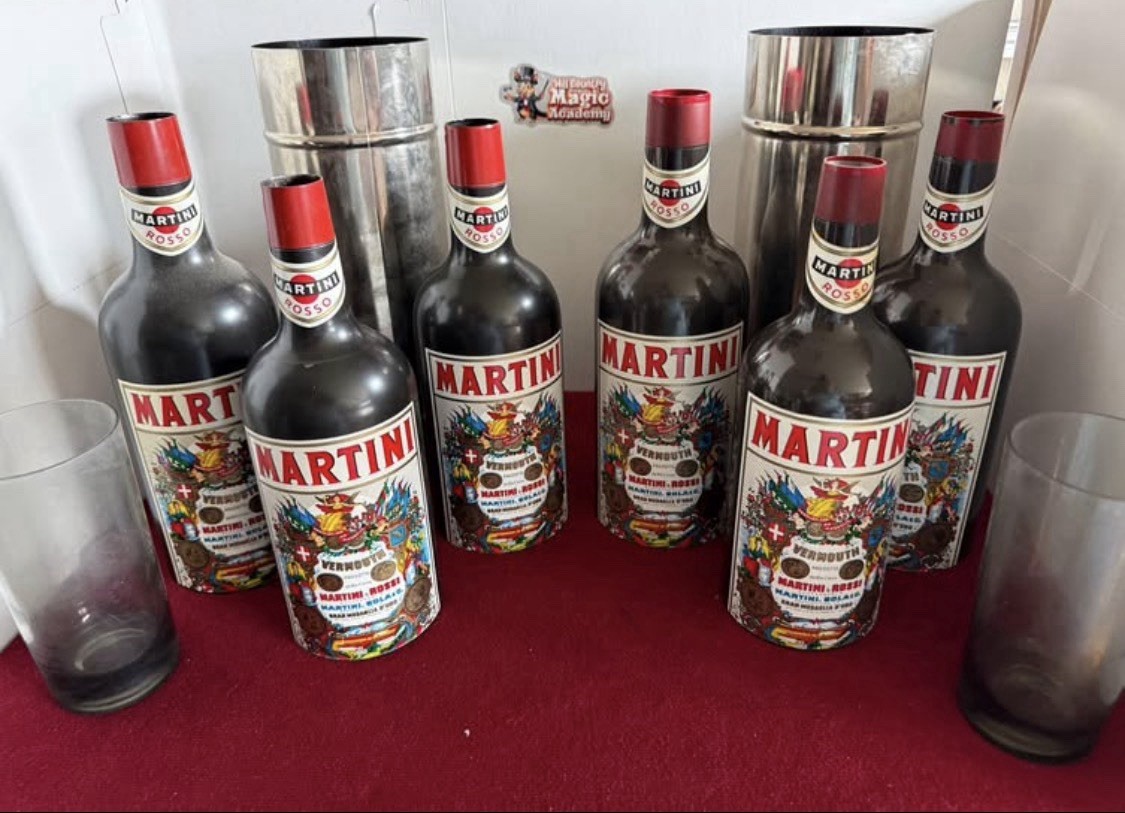 RARE Ken Brooke VNTG magic multiplying bottles Magic trick-6 Bottle Set-