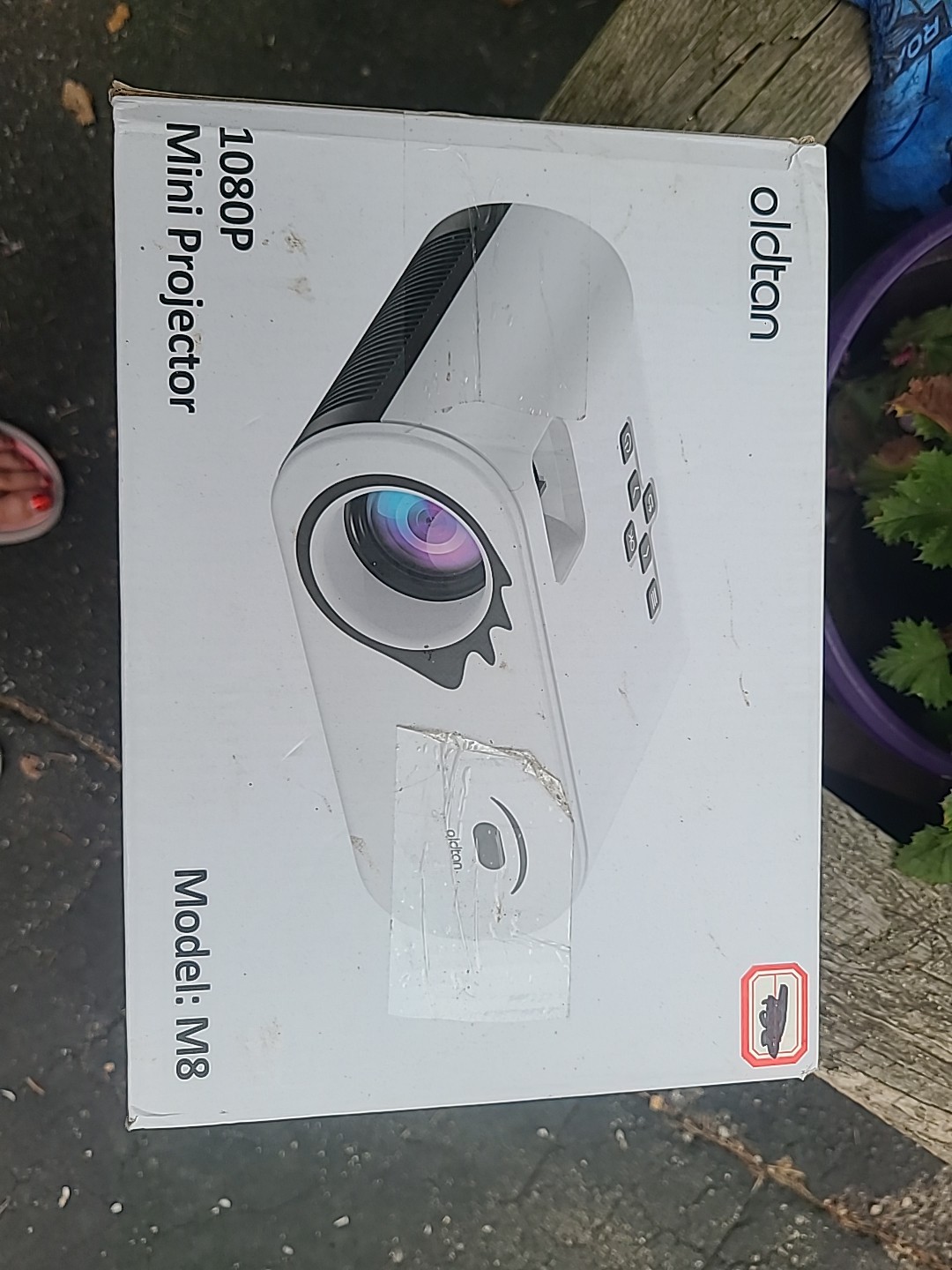 1080p Outdoor Projector Screen With Remote -NIB  Watch MOVIES Outside