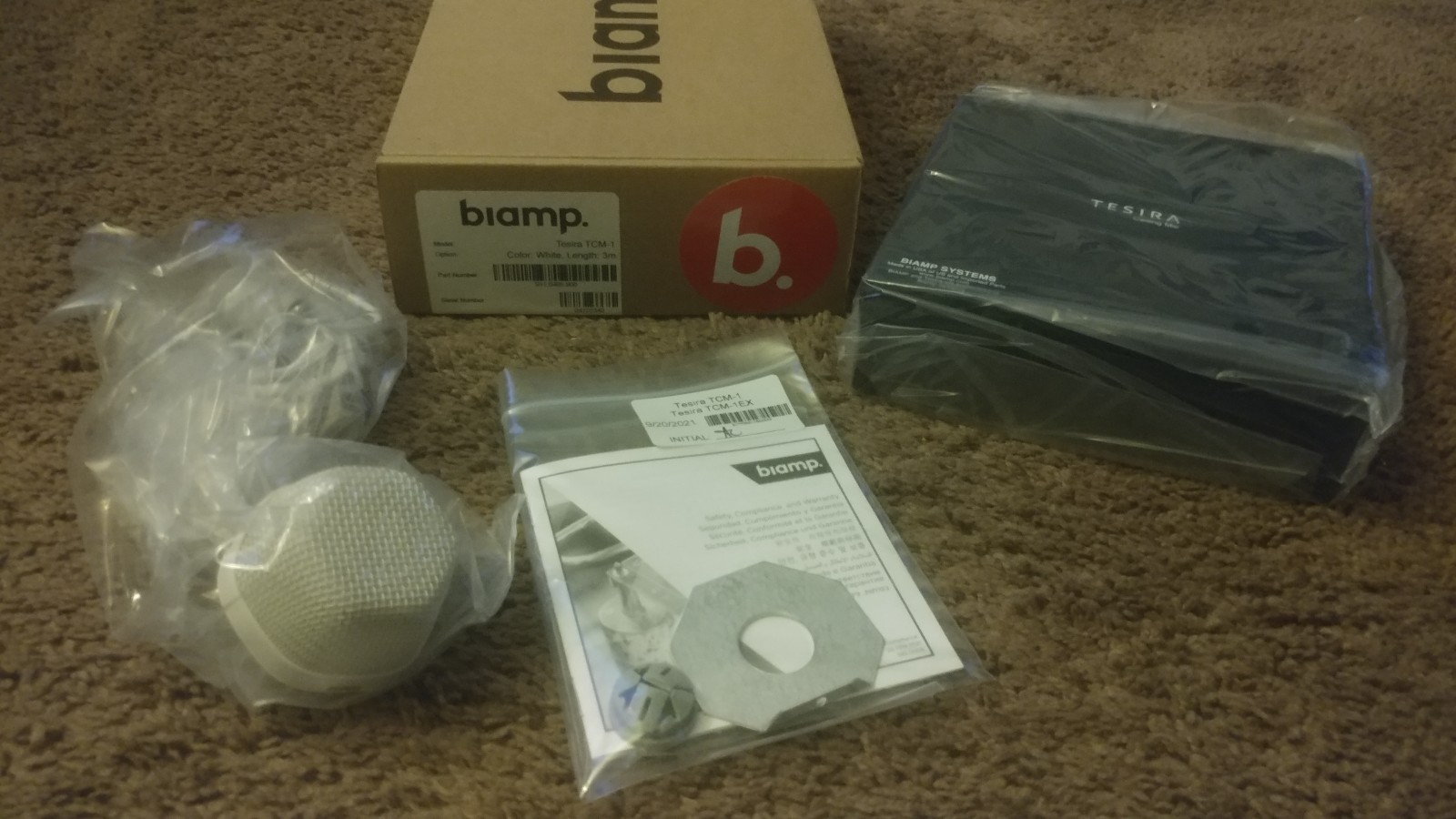 New Open Box Biamp Tesira TCM-1 Parlé Beamtracking Ceiling Microphone White 3M
