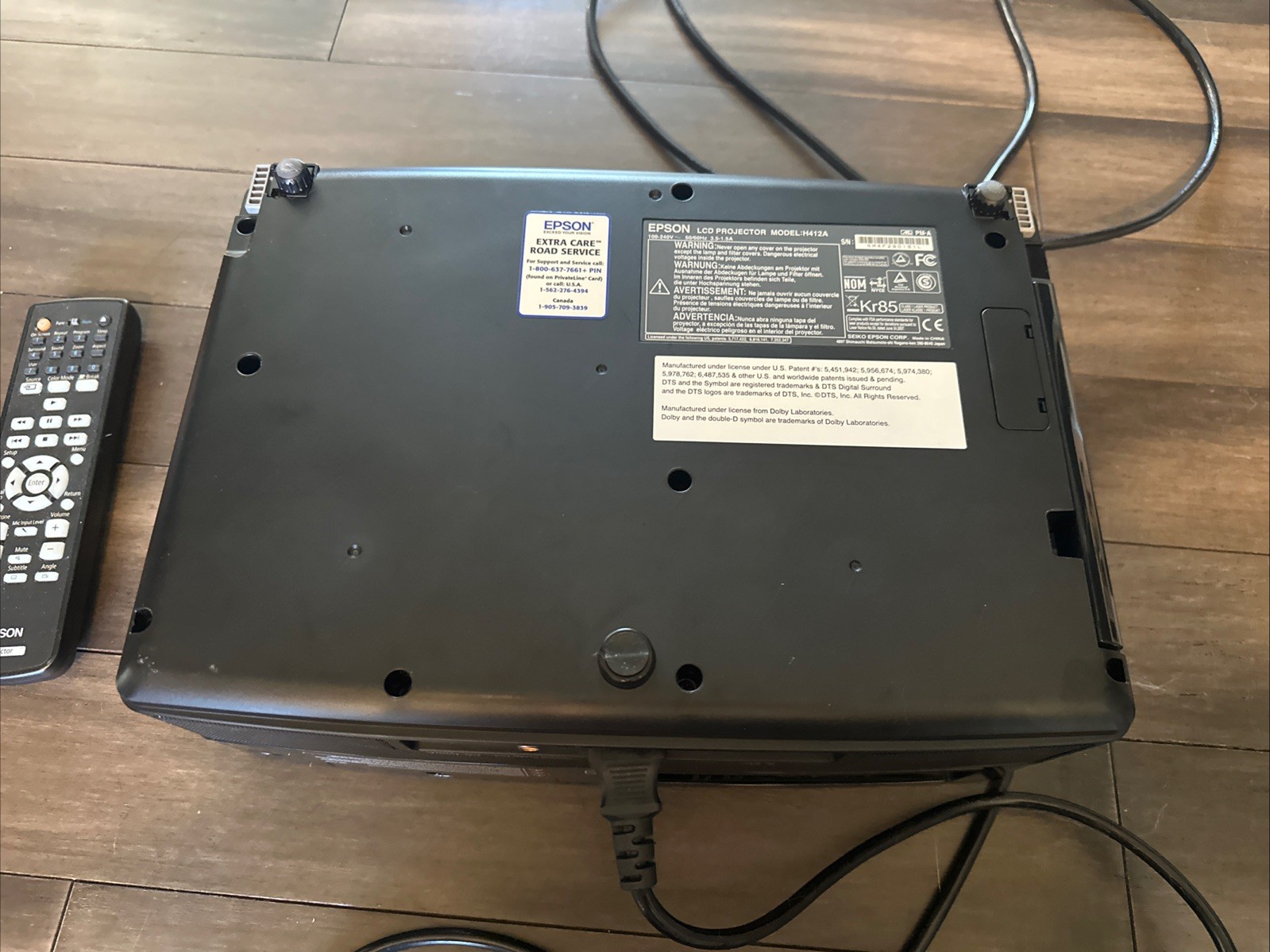 Epson MovieMate 85HD Projector Built-in DVD Player Speakers HDMI Bundle
