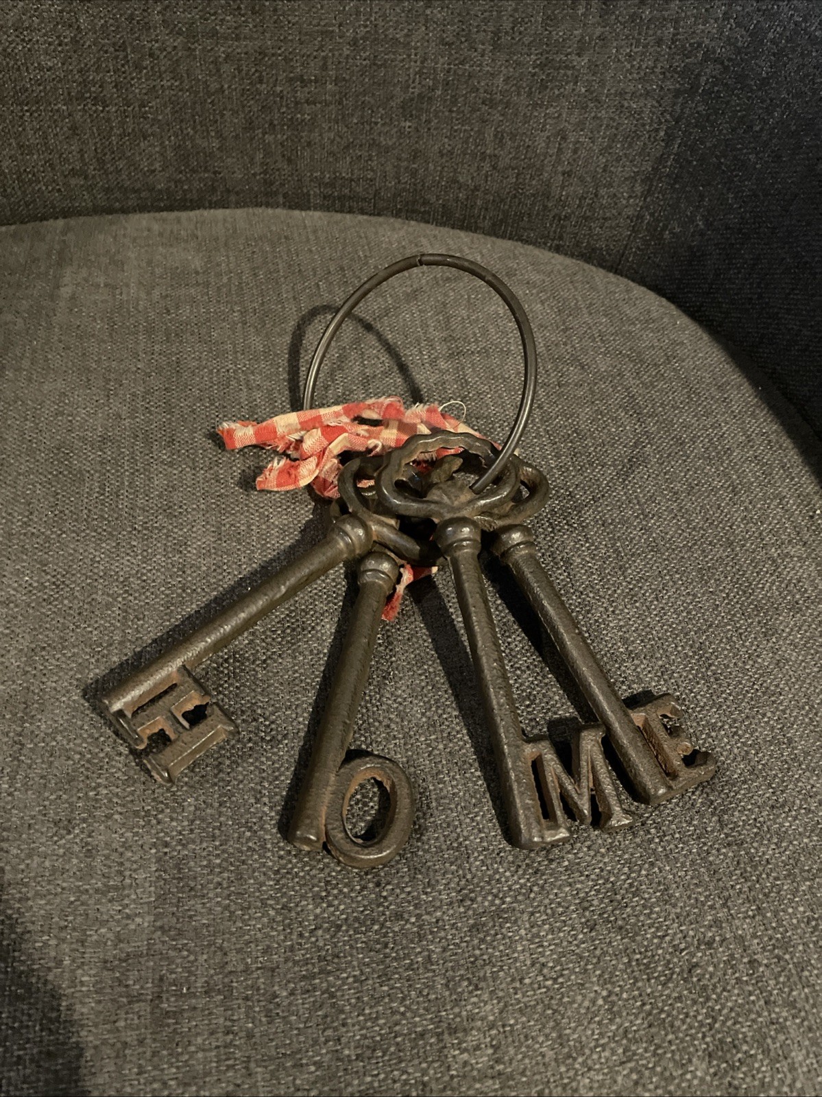 Skeleton Keys - Home - Cast Iron