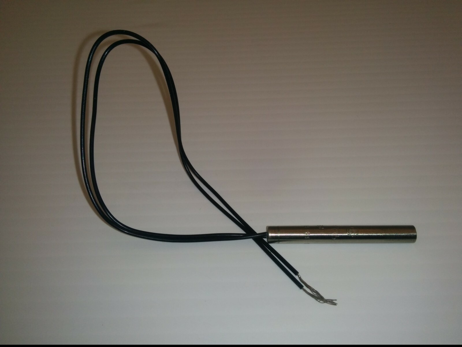 PACIFIC PE02A031U CARTRIDGE HEATER, 34V 35WATT, 1/4" x 2" WITH 9" LEAD, NNB