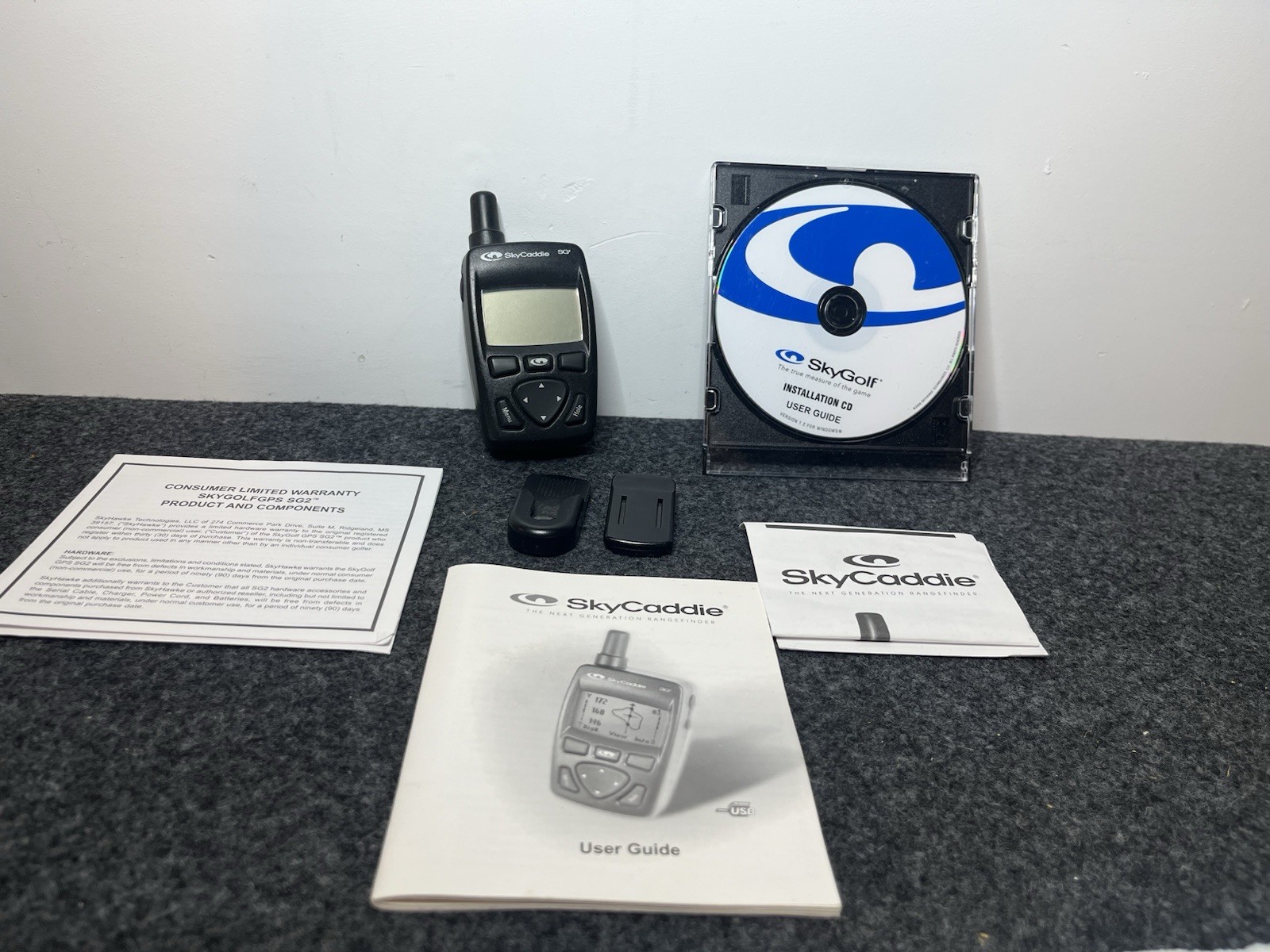 SkyCaddie SG2 GPS Golf Rangefinder Complete w Box Manuals & Accessories