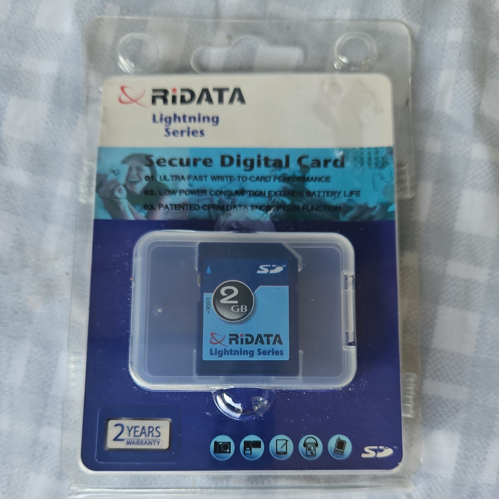 1pcs 2gb NEW RIDATA  standard SD SECURE DIGITAL MEMORY CARD for older cameras