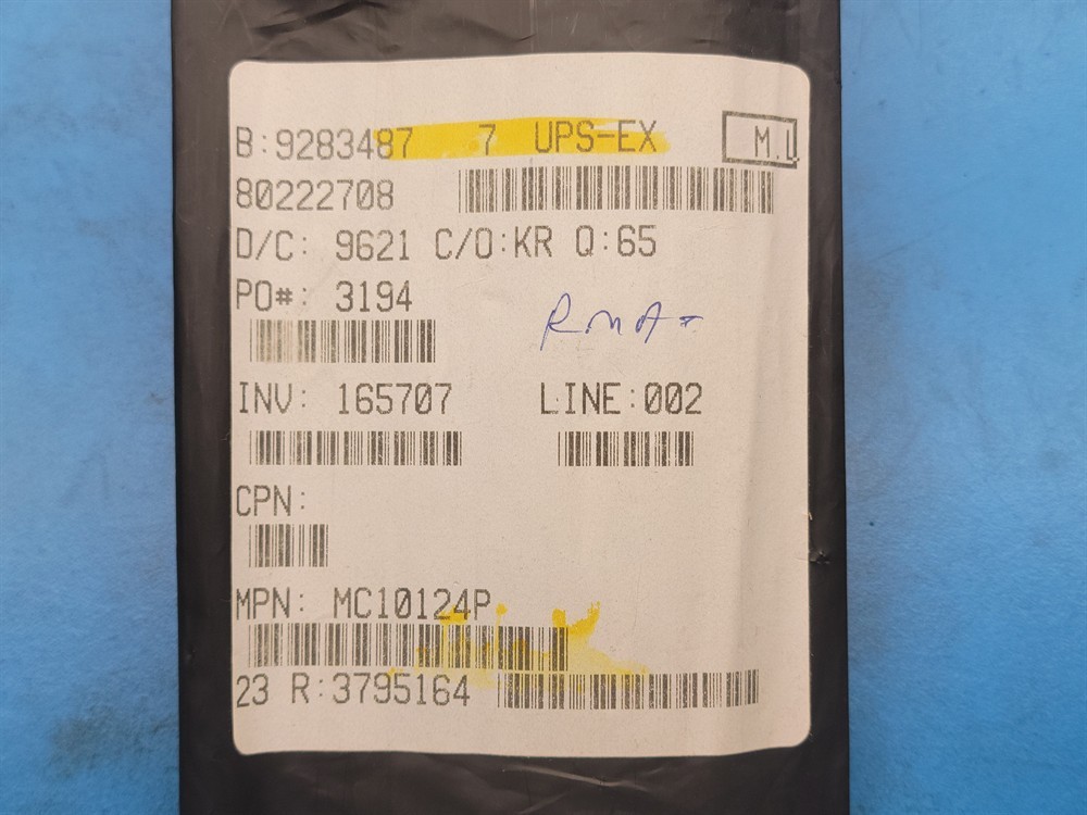 New (13pcs) MC10124P MOTOROLA IC Logic
