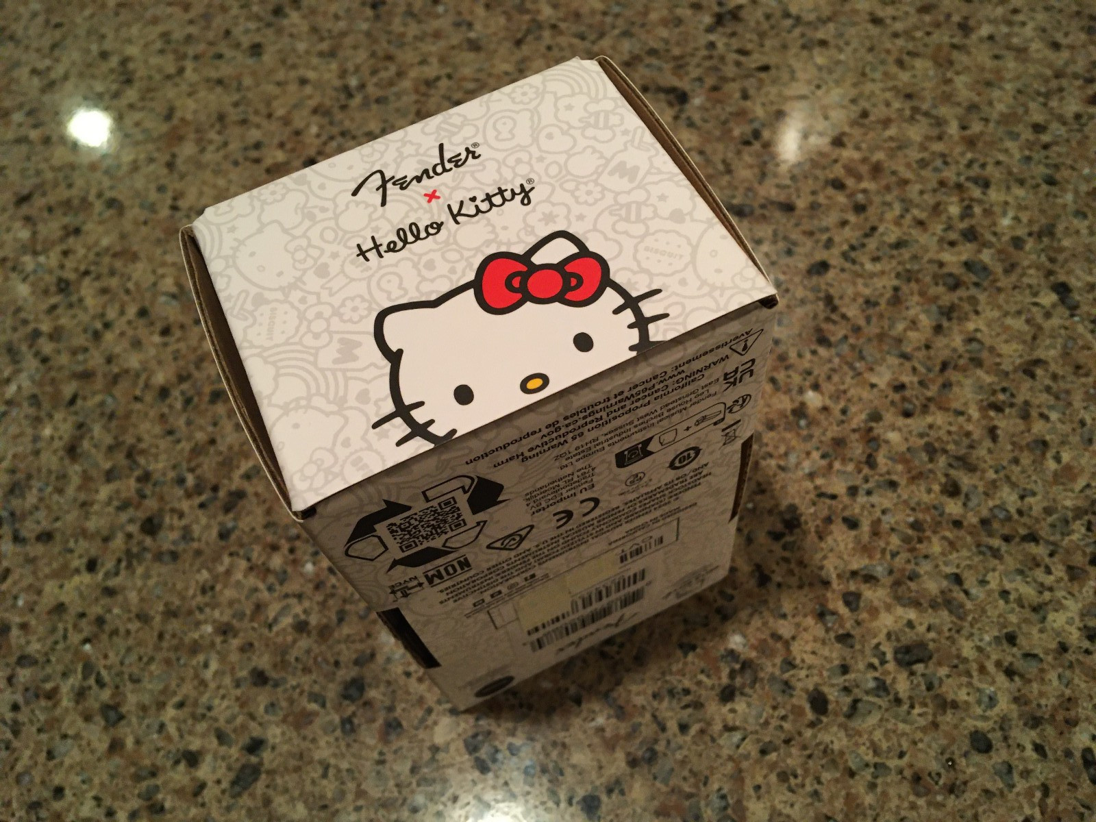 Fender Hello Kitty FUZZ Black - US seller
