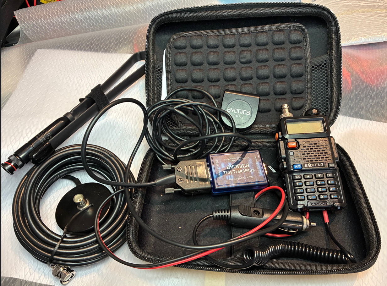 Portable APRS Radio Kit: Radio, Tracker, GPS Receiver, VHF  Antenna, Cables Case