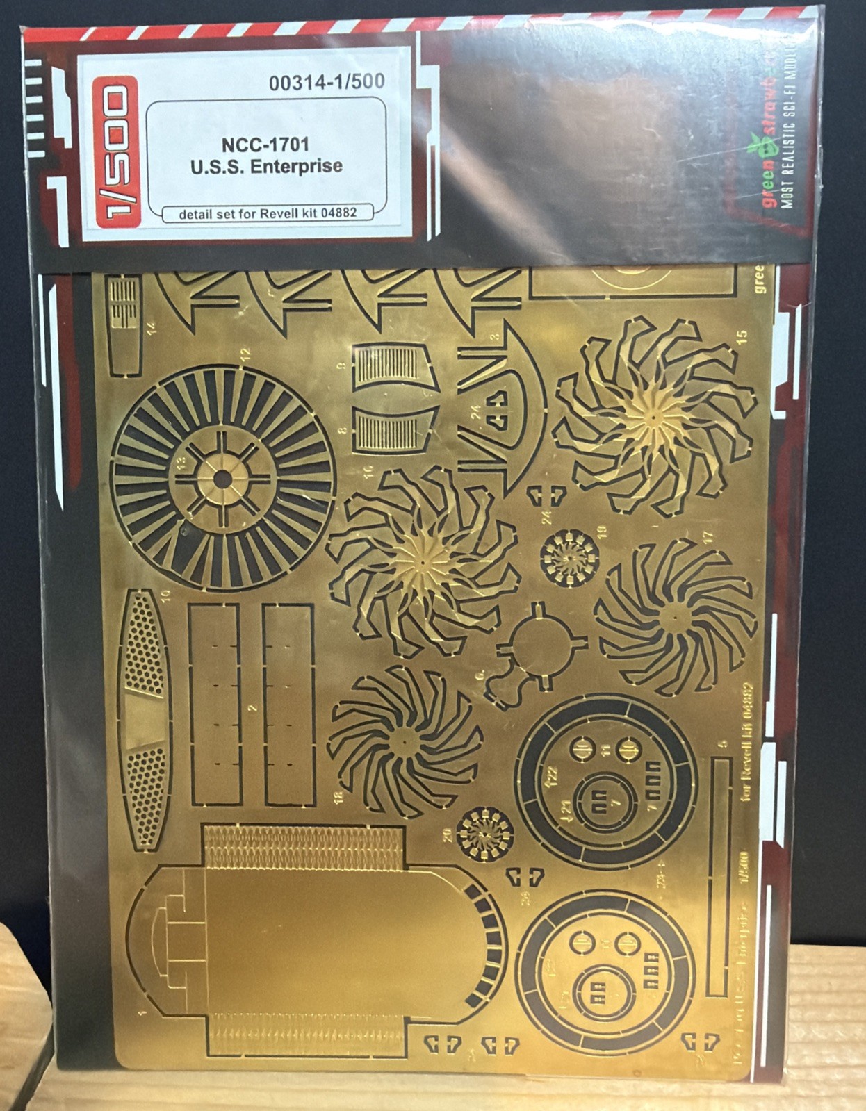 Green Strawberry Star Trek USS Enterprise NCC-1701 Photo Etch Set 00314 1/500