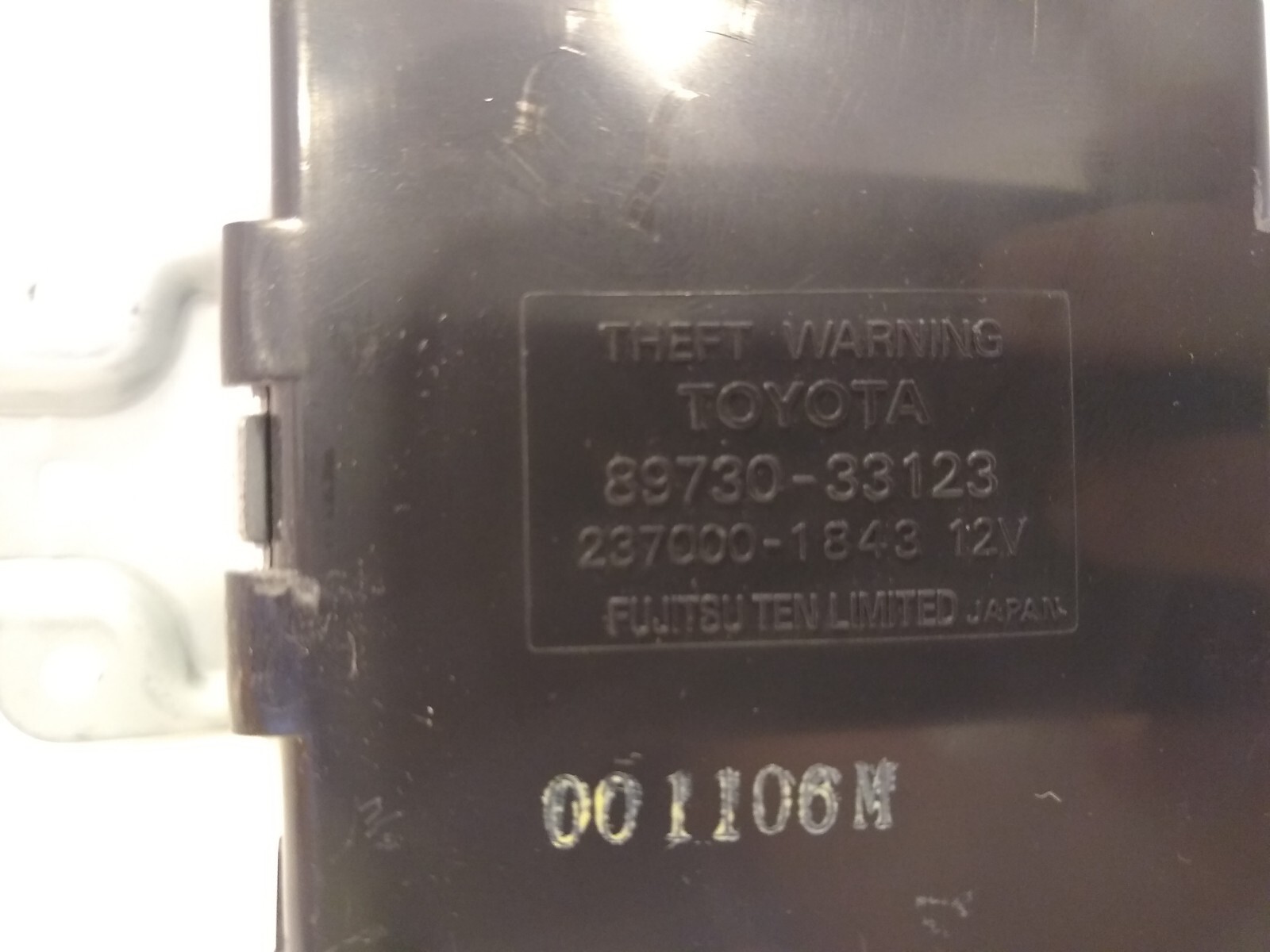 2000 2001 LEXUS ES300 THEFT LOCKING WARNING CONTROL MODULE 89730-33123 OEM
