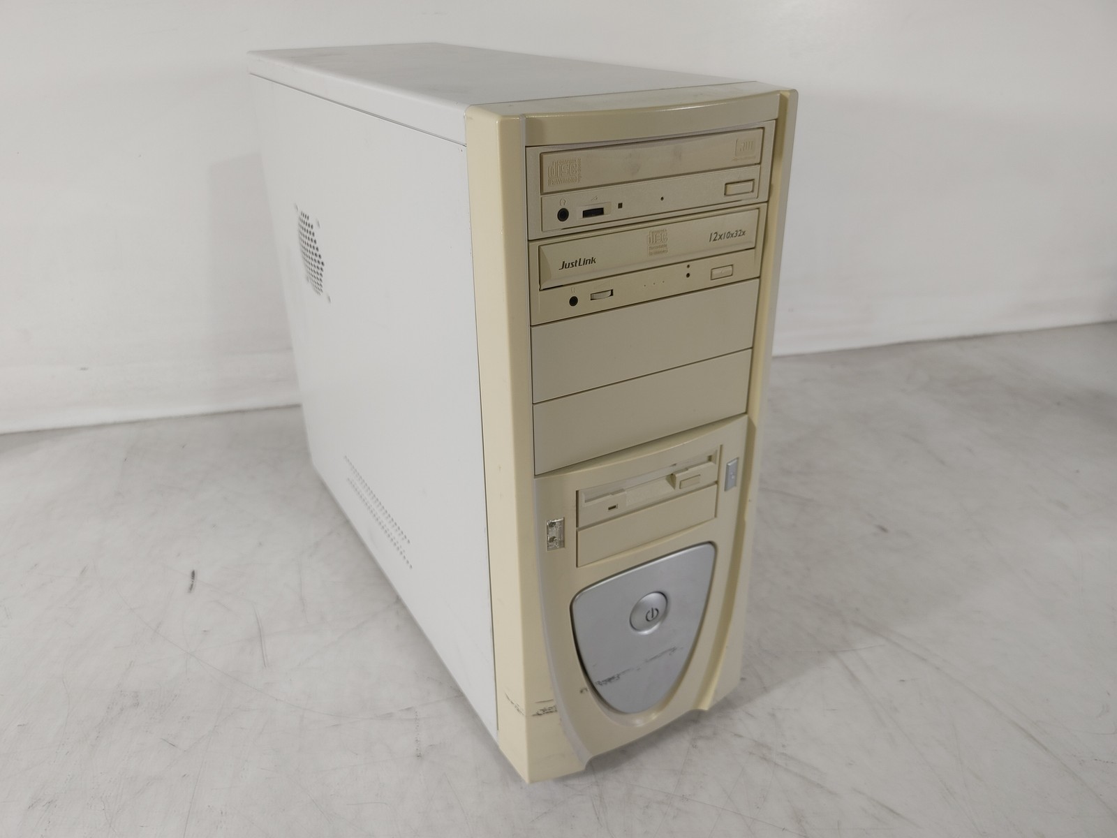 Vintage Asus A7N8X-VM AMD Athlon XP 2500+ 1.83 GHz 512 MB DDR Desktop