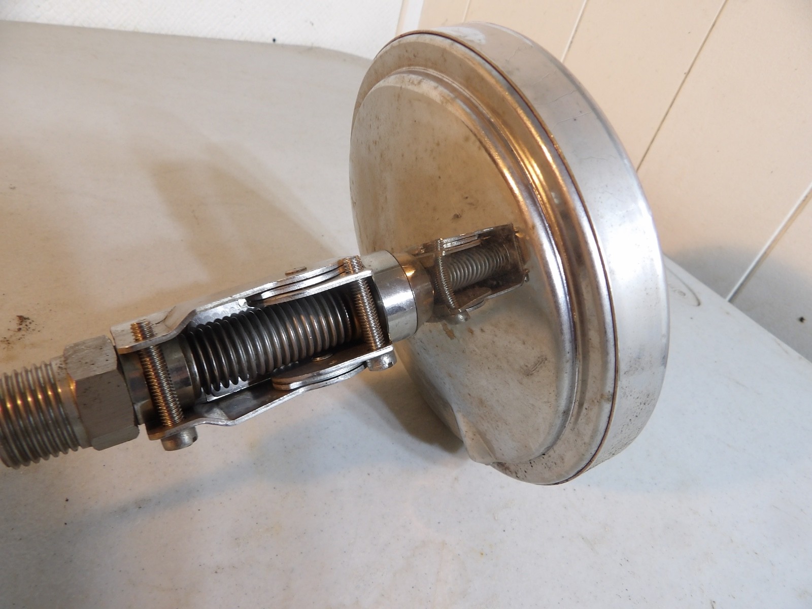 H.D. Terrace Dial Thermometer
