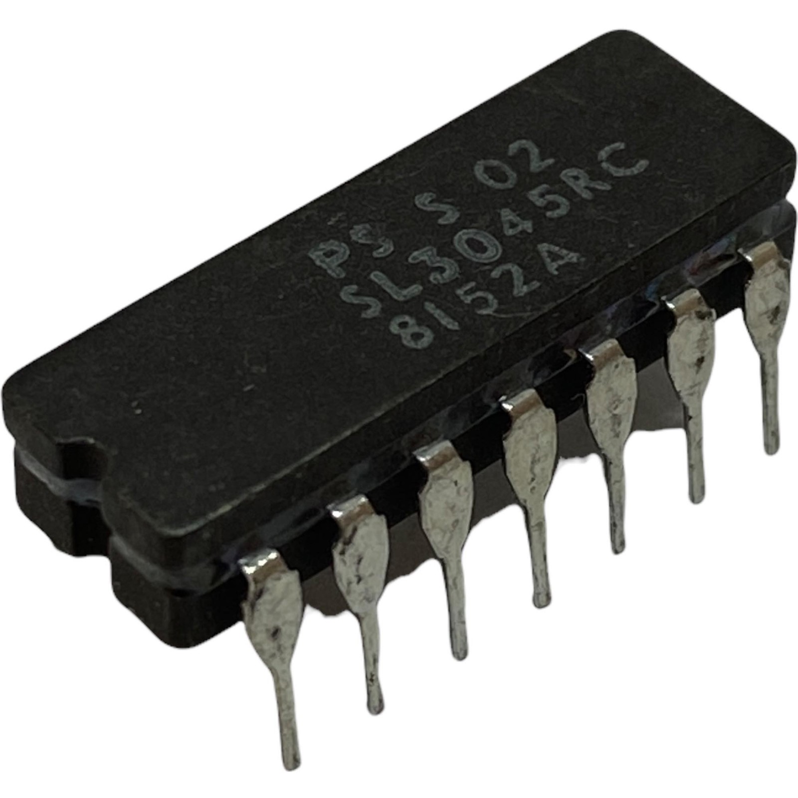 SL3045RC Plessey Ceramic Integrated Circuit