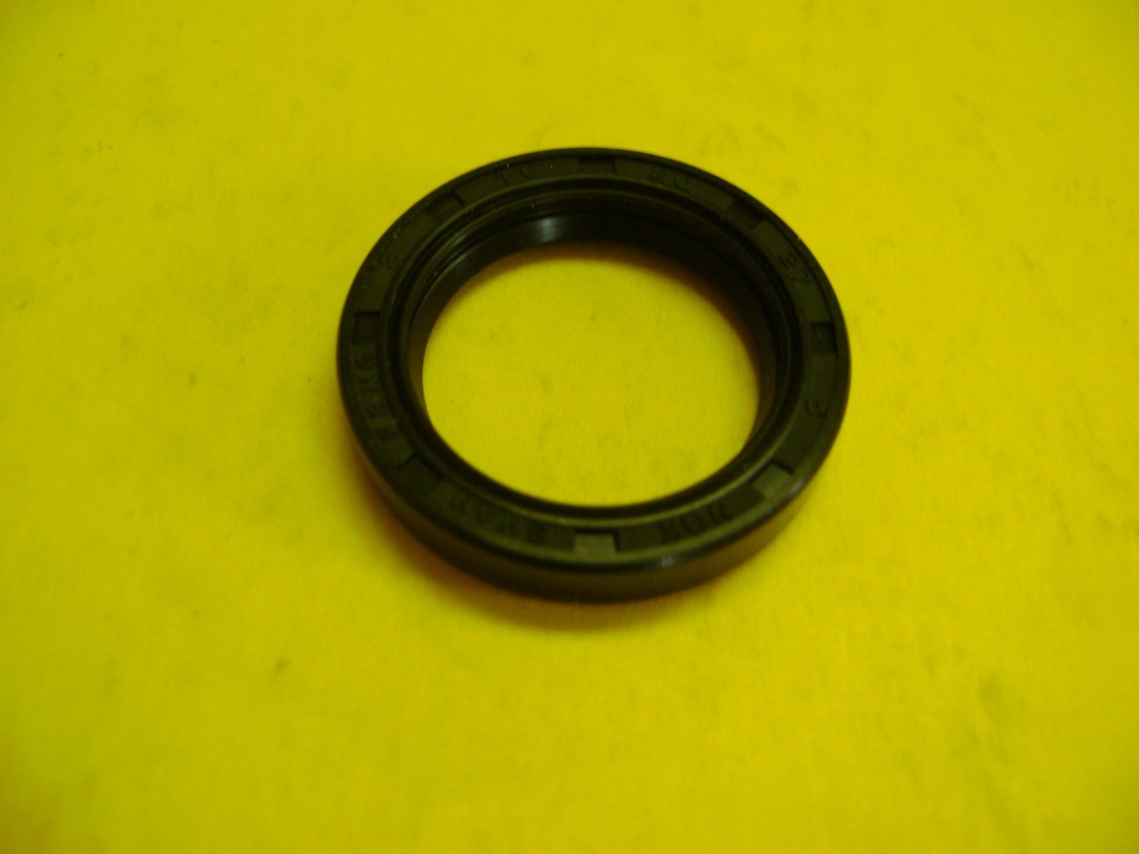 NEW TC 20X27X5 DOUBLE LIPS METRIC OIL / DUST SEAL 20mm X 27mm X 5mm