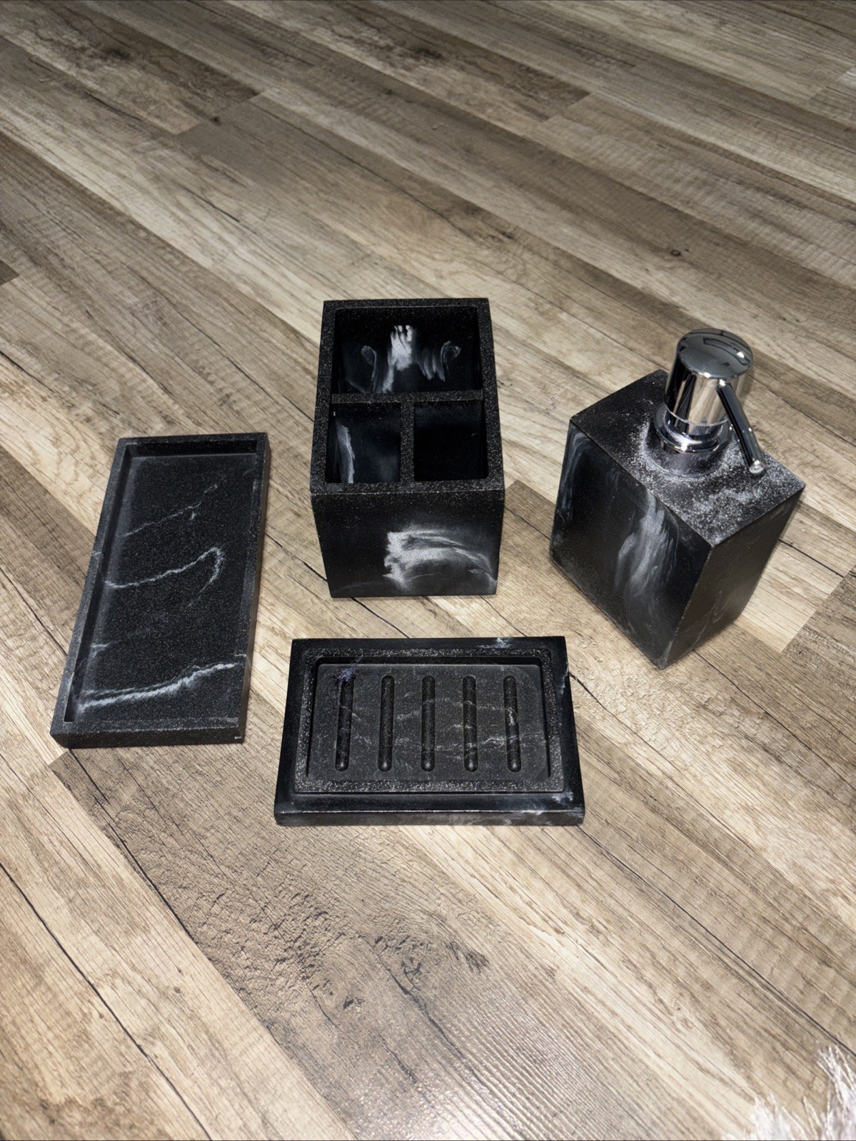 Bathroom Accessory Set of 4/Black Faux Marble