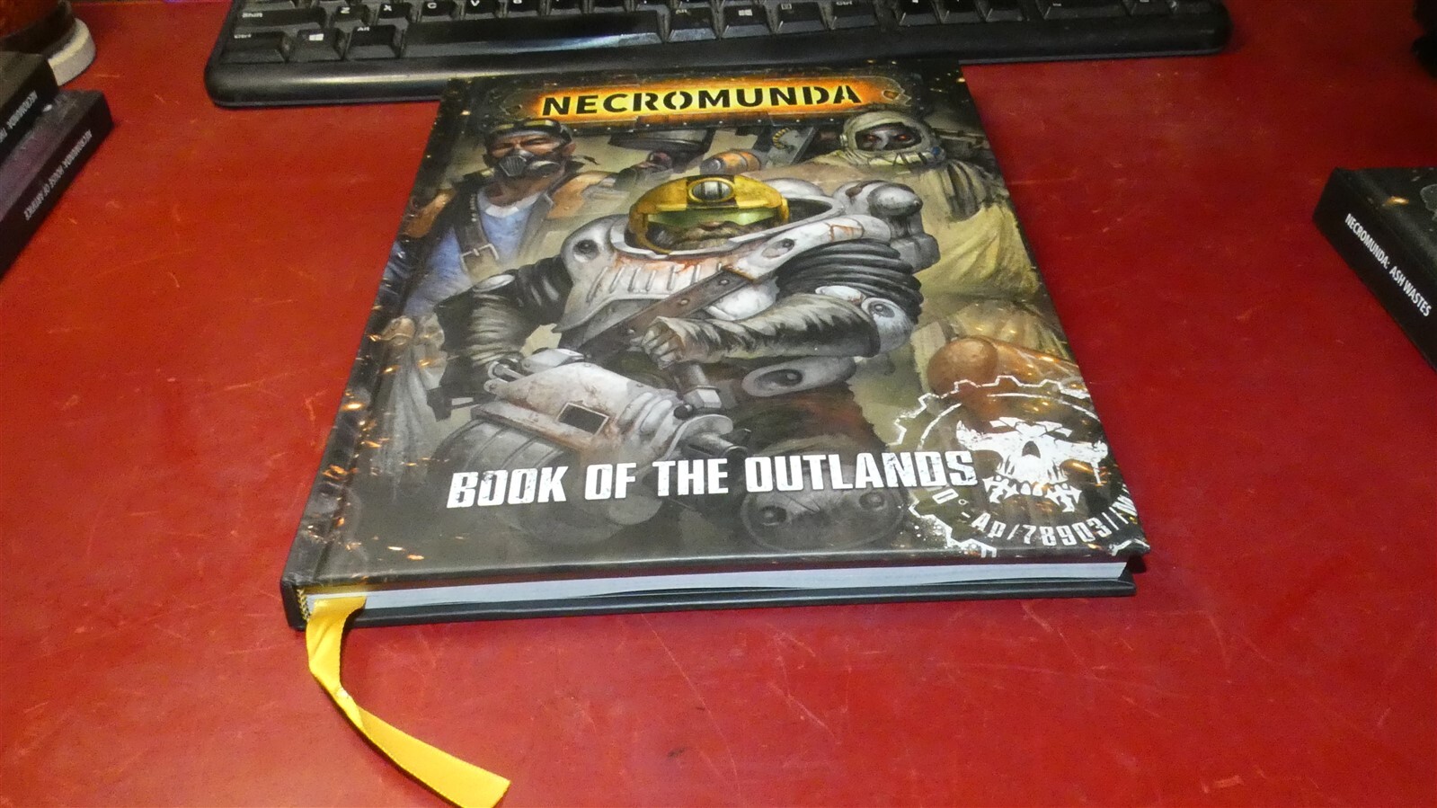 Warhammer 40k: Necromunda: Book of the Outlands Hardcover