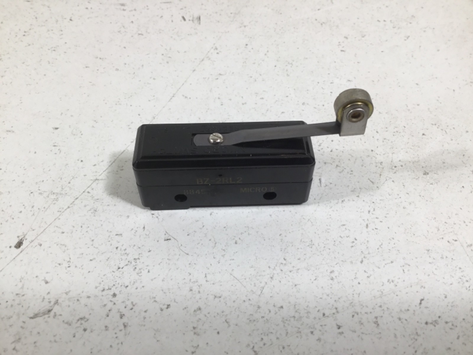 NEW HoneyWell MicroSwitch BZ-2RL2 Roller Lever Snap Switch 15A 125, 250, 480VAC