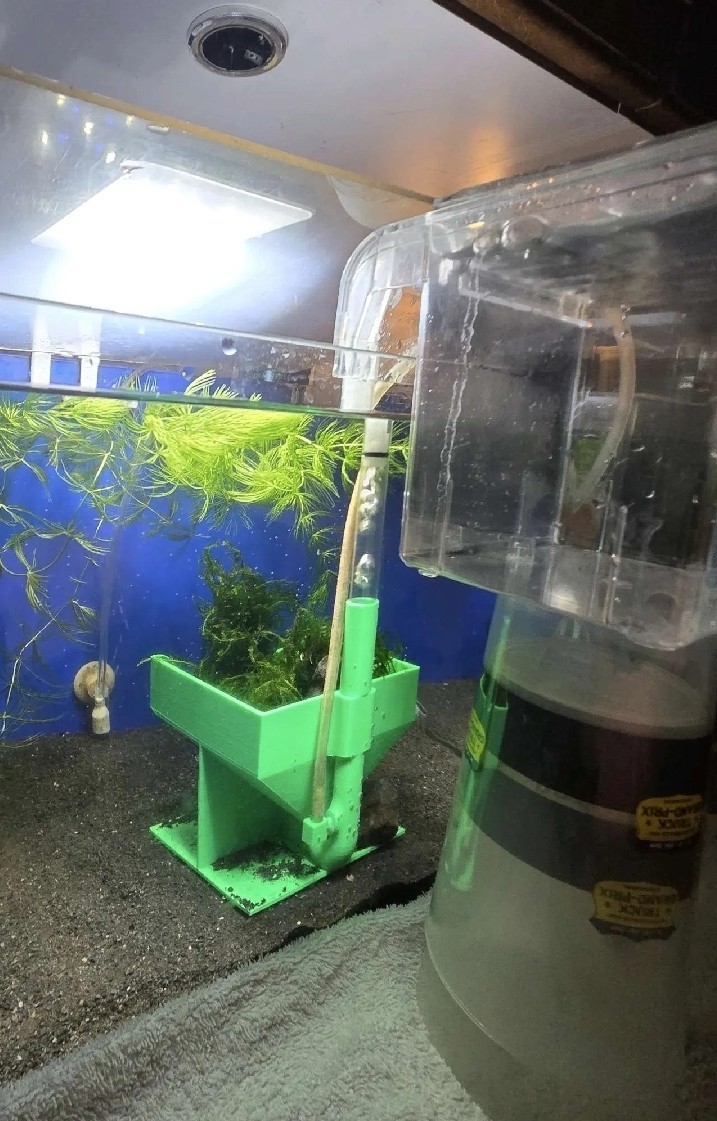 4x4 inch Fluval Breeder Box Egg Catcher