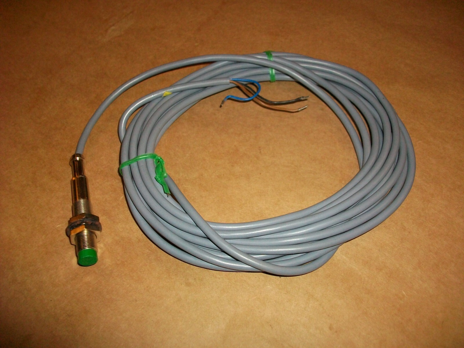 Balluff Proximity Sensor BES 516 356 A0Z   NEW