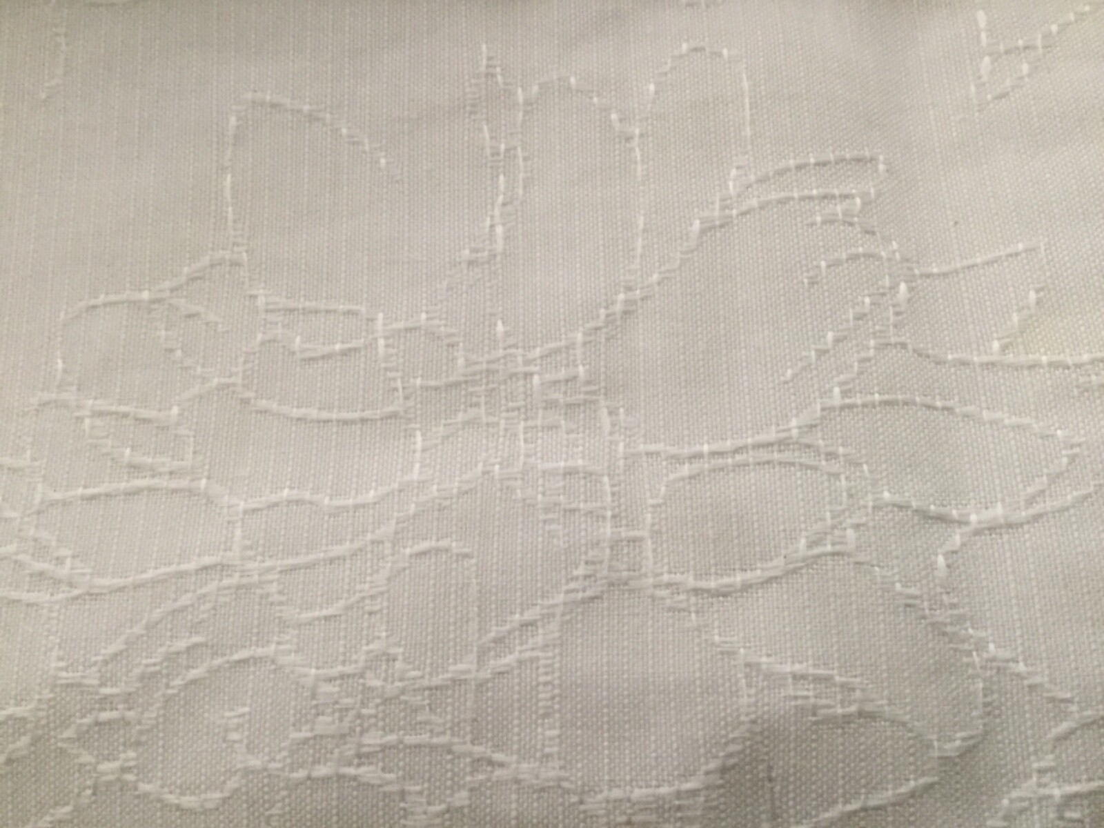 White Embroidered Pillow Case 100% Polyester Pillowcase 48cms x 73cms